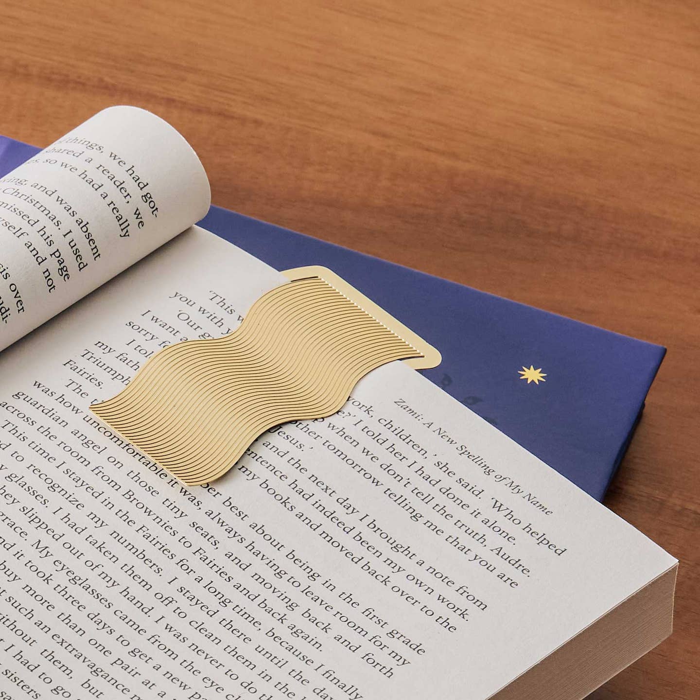 Wave Bookmark - Gold