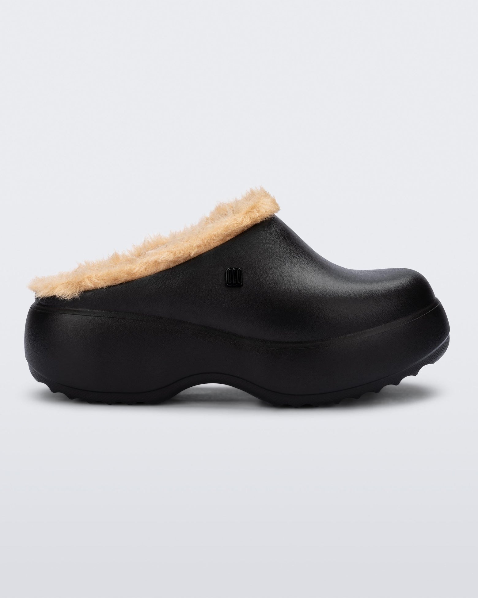 Free Clog Fluffy Platform - Black/Beige