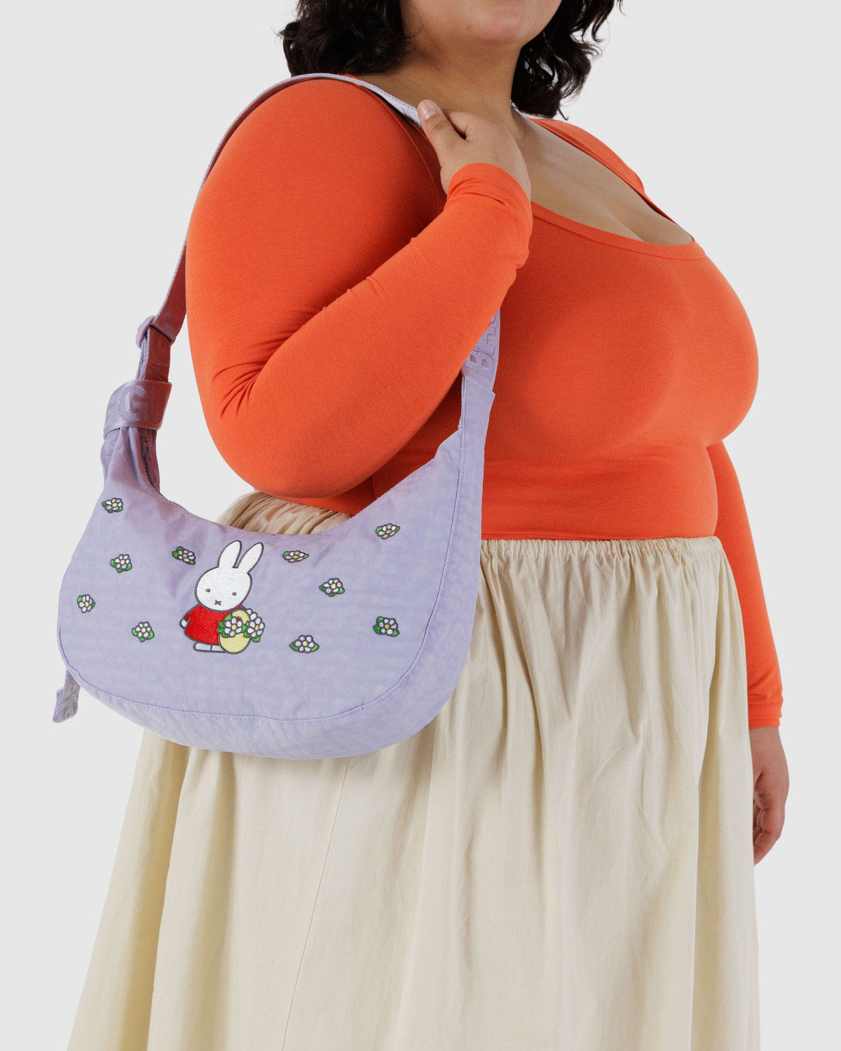 Baggu - Bags - Medium Nylon Crescent Bag - Embroidered Miffy