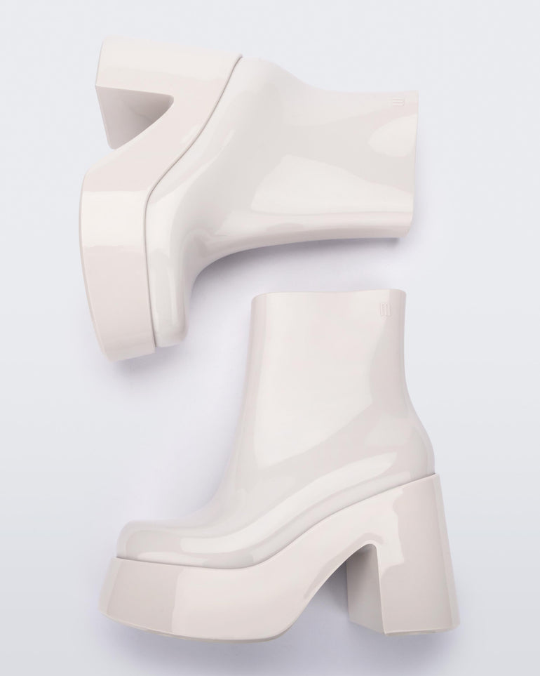 Nubia II - White