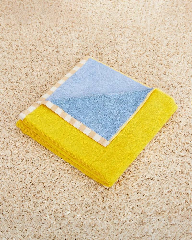 Yellow Cornflower Bath Towel - offe market