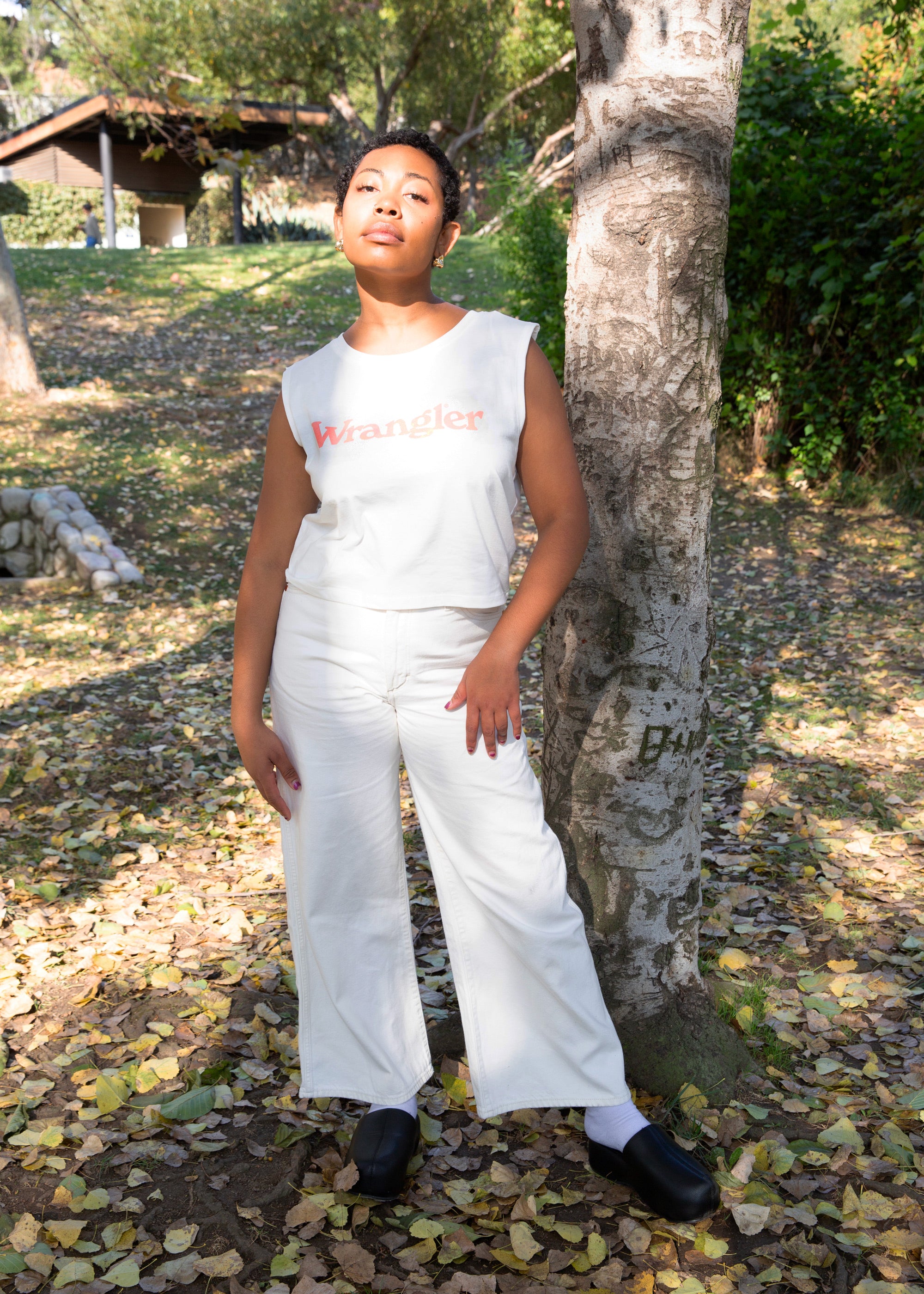 Logo Sleeveless Tee - Worn White