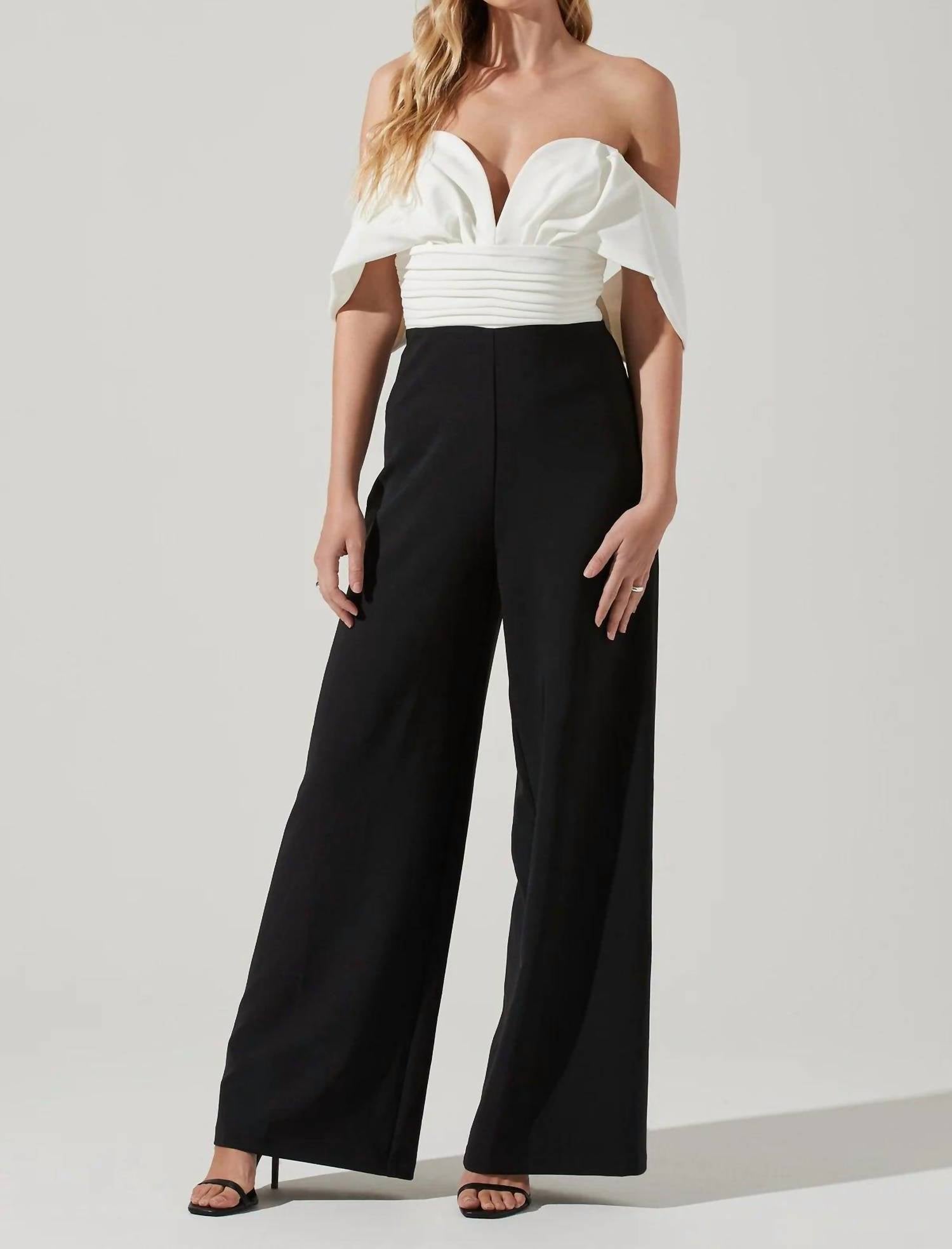 Betania Wide Leg Jumpsuit