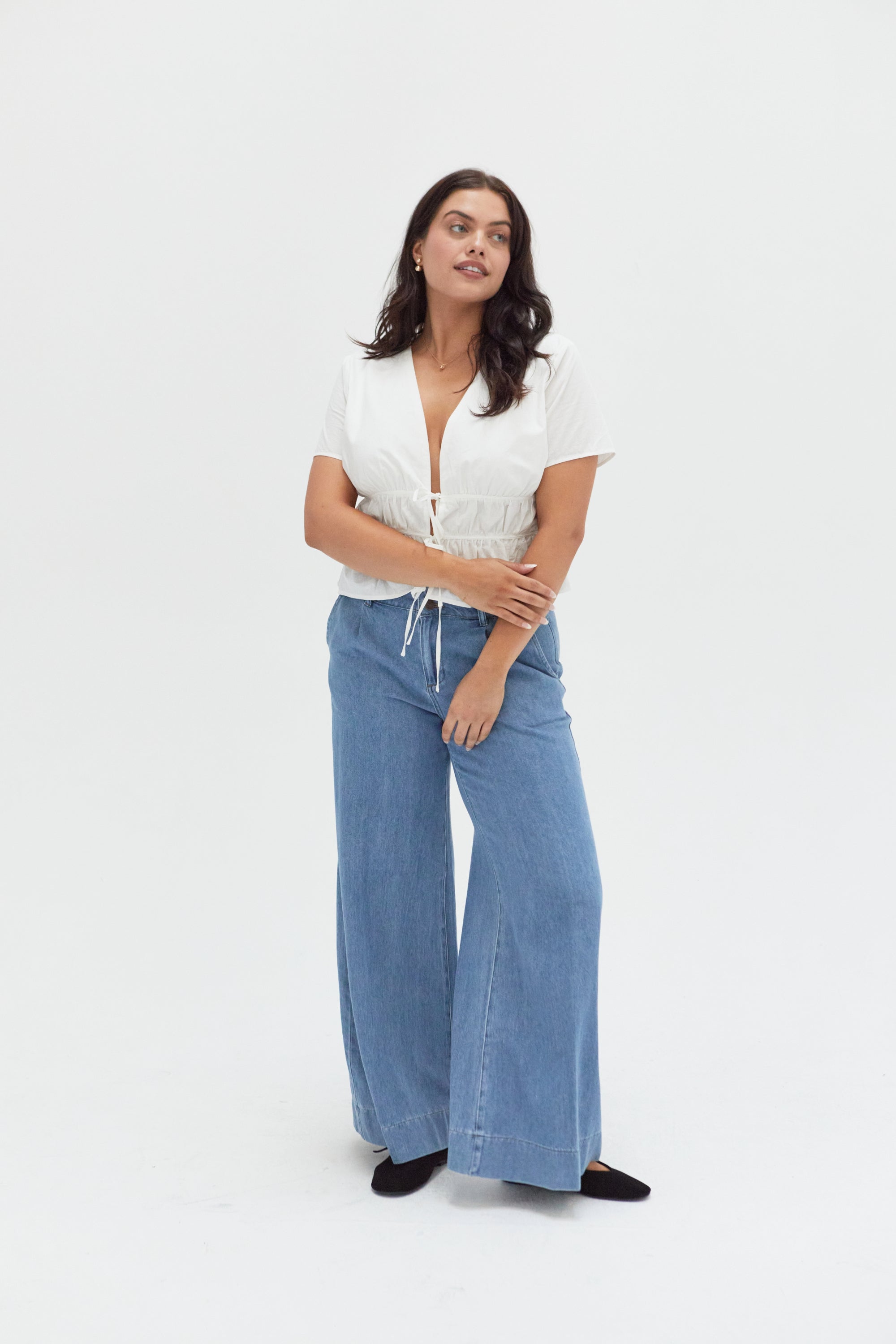 Danbury Wide Leg - Medium Classic