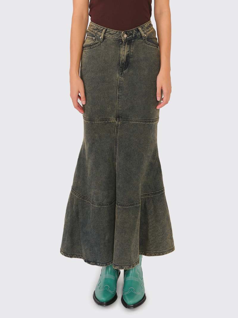 Courtyard Tulip Skirt