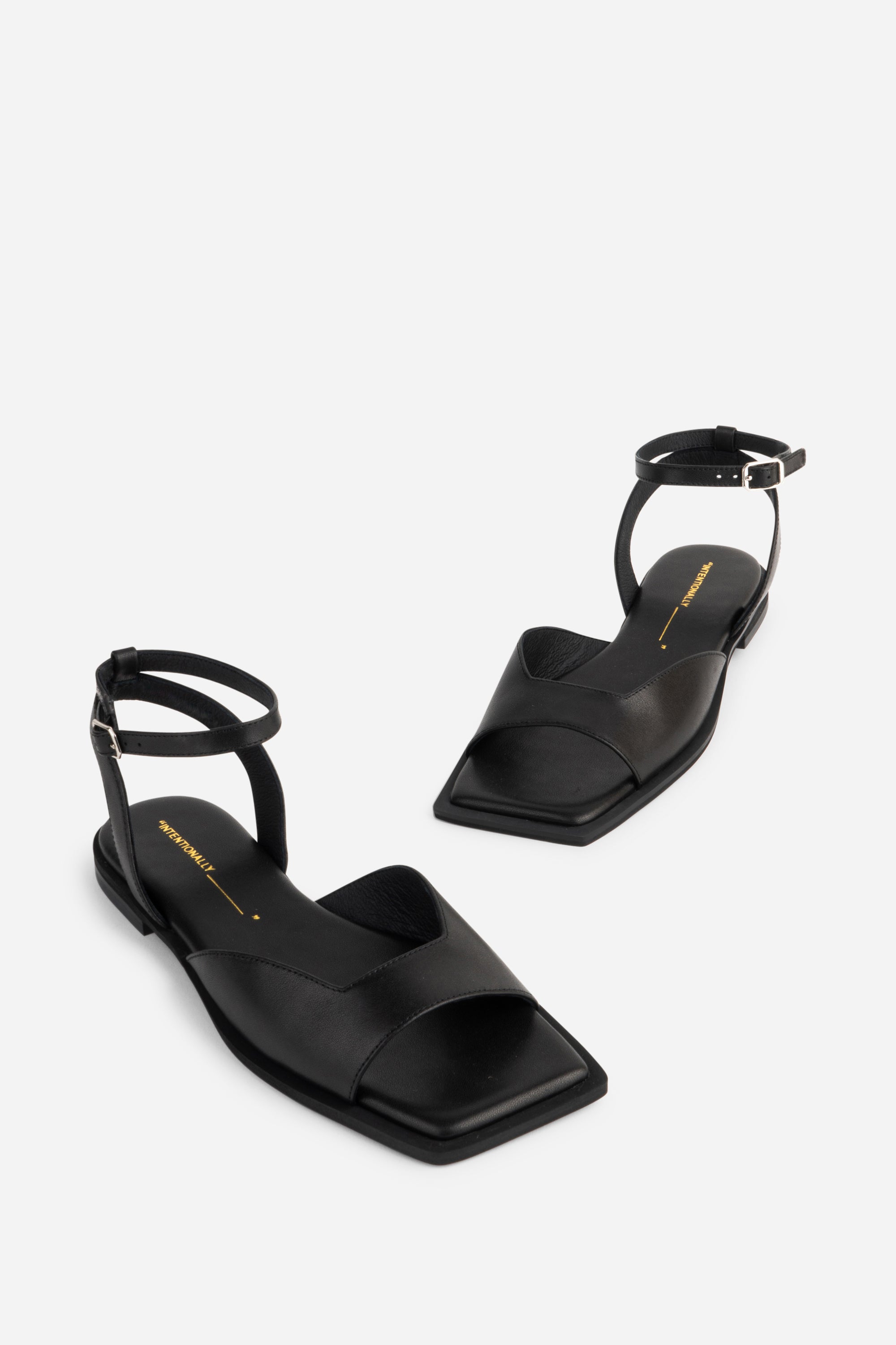 Dive Leather Square Toe Sandal