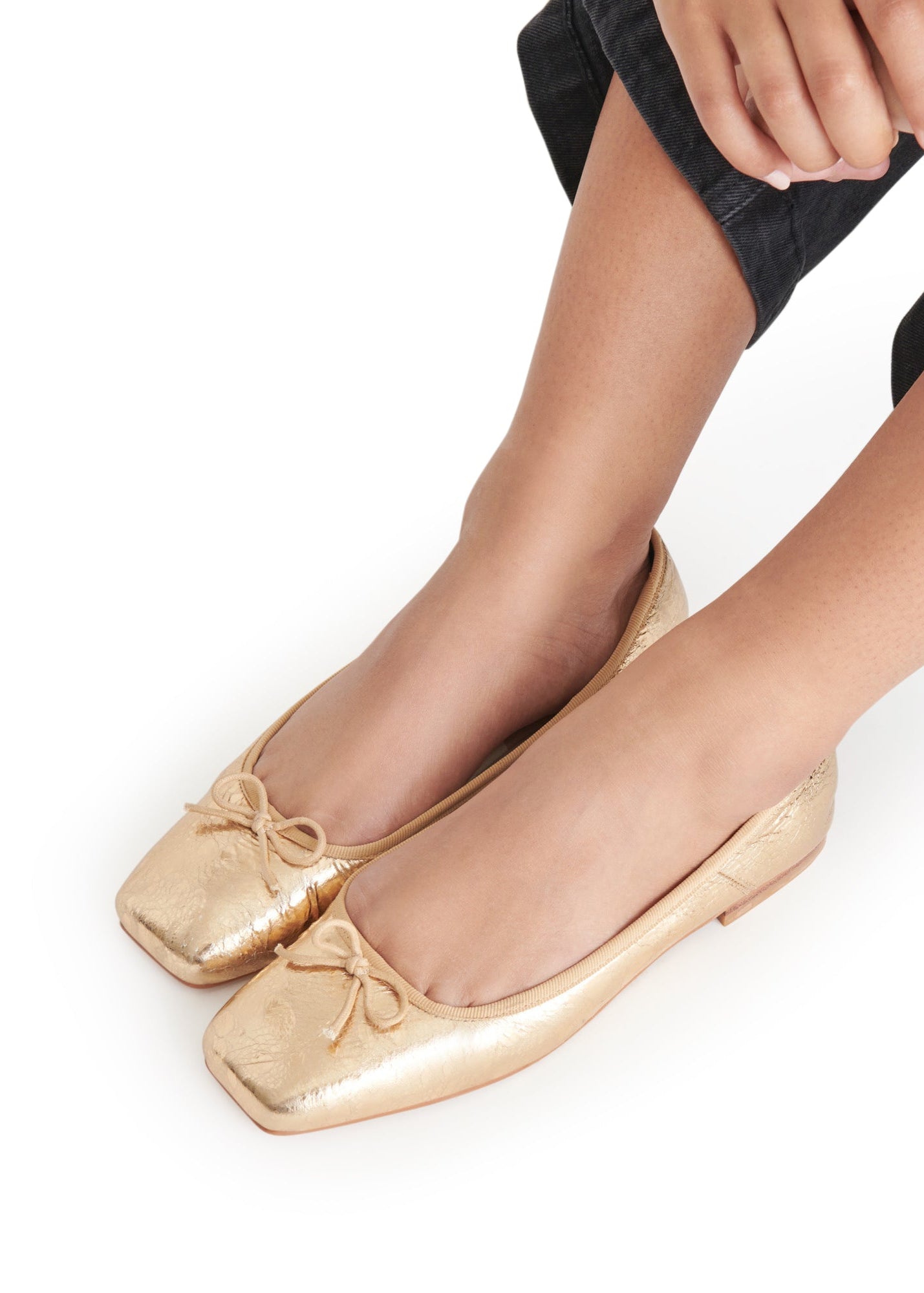 Anisa Flat - Gold