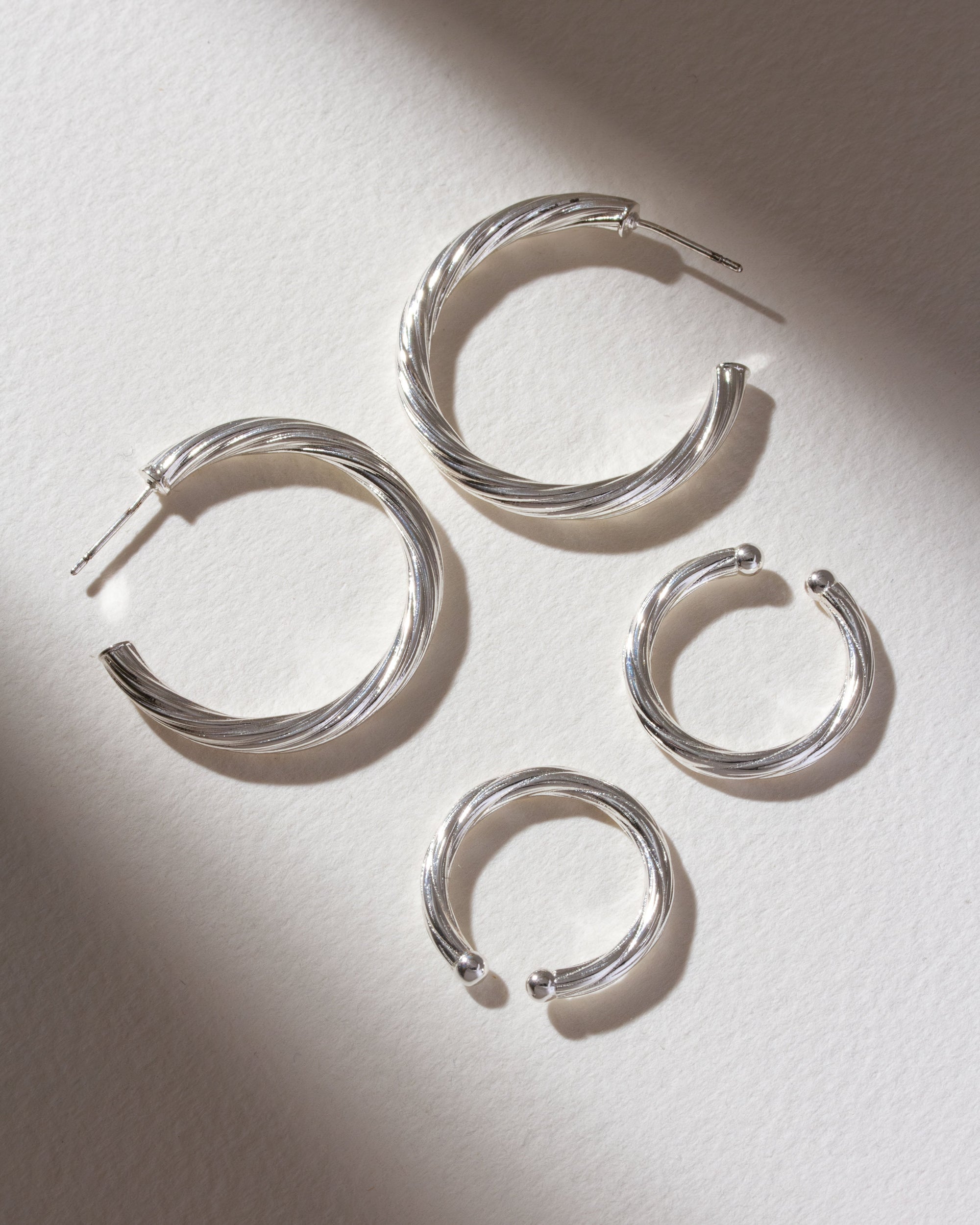 Helix Twisted Lobe Layers One Look Set Silver