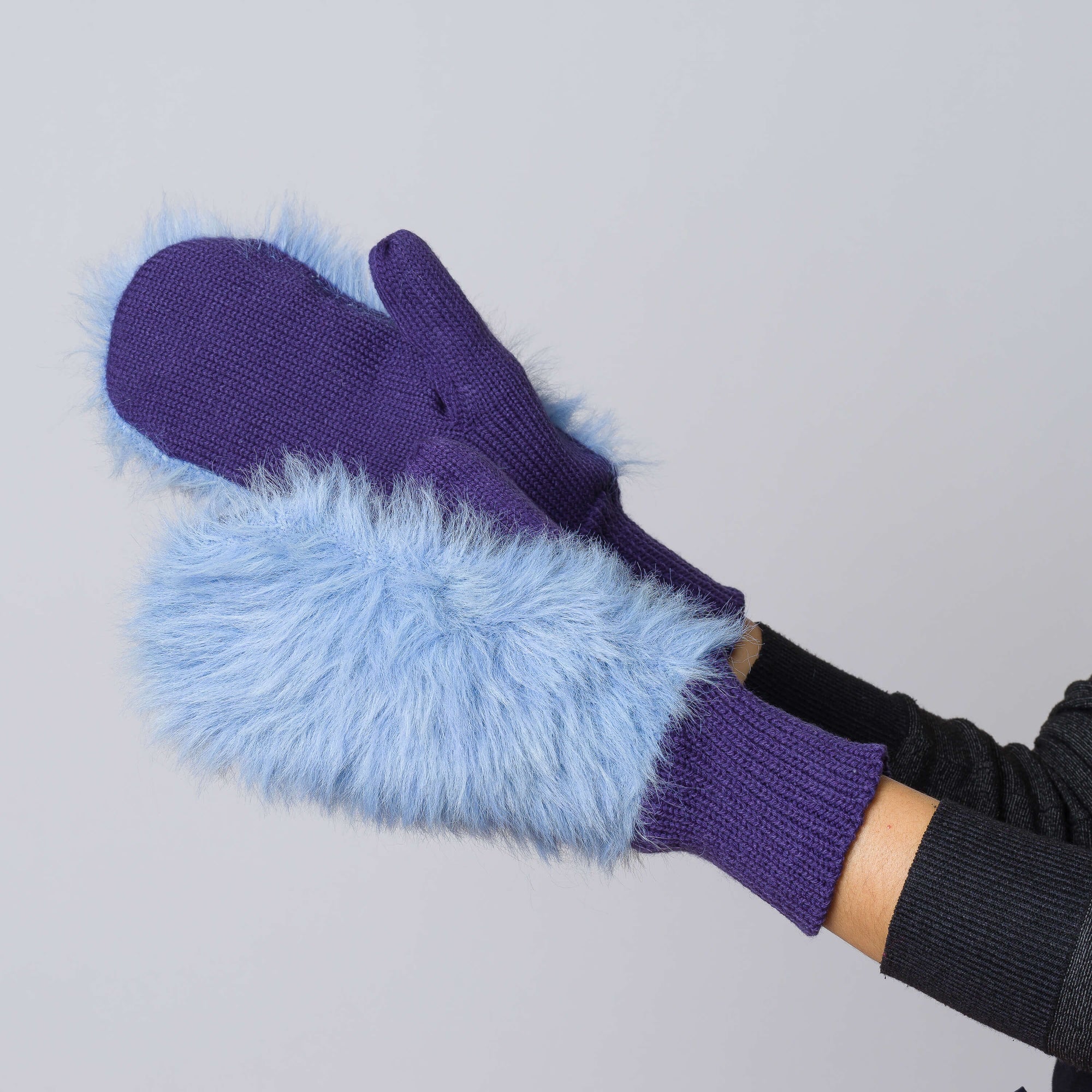 Verloop - Faux Fur Knit Mittens -