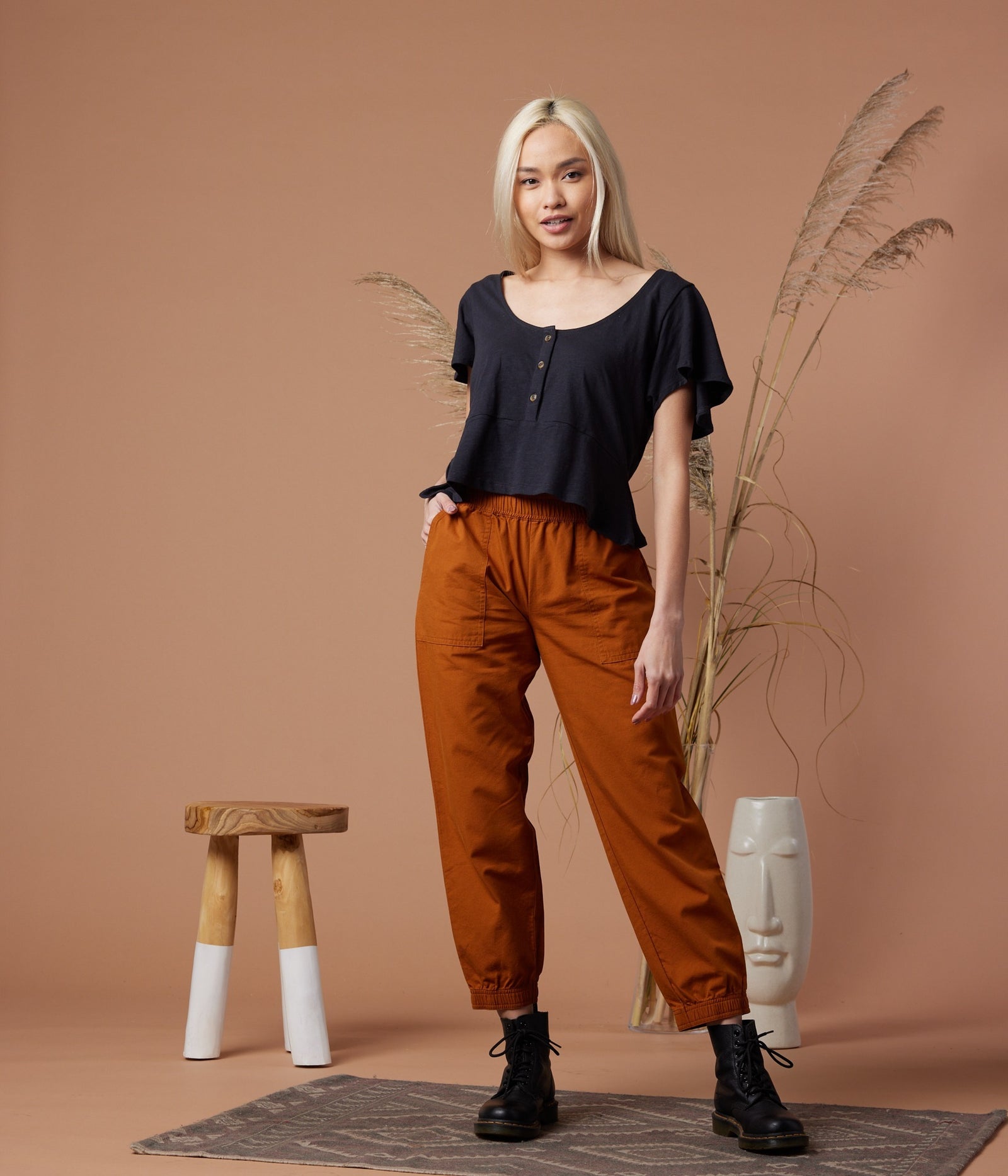 Known Supply - Lesley Pant - Camel -