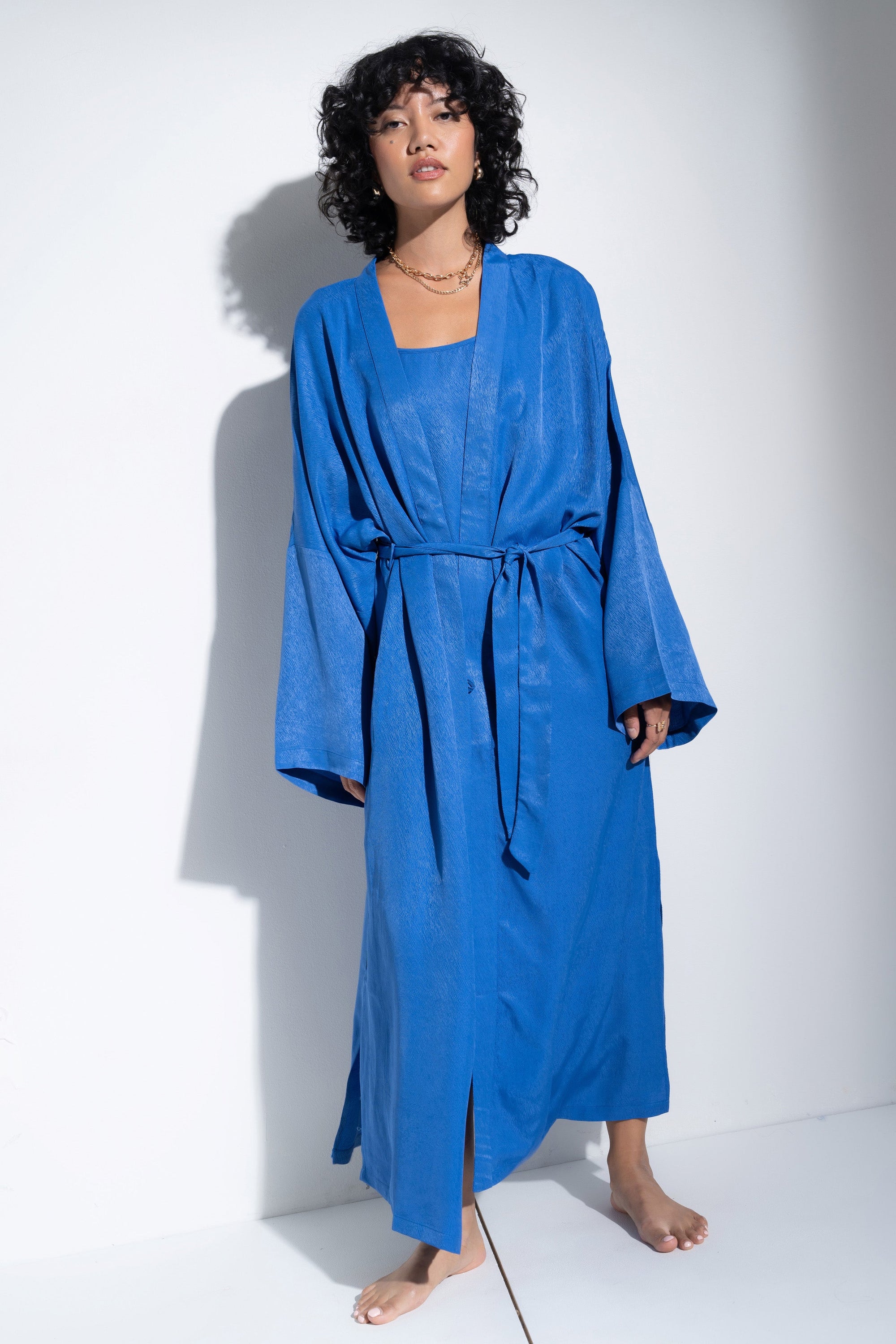 Be Idle - The Long Robe - Cobalt -