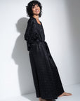 Be Idle - The Long Robe - Black Zig Zag -