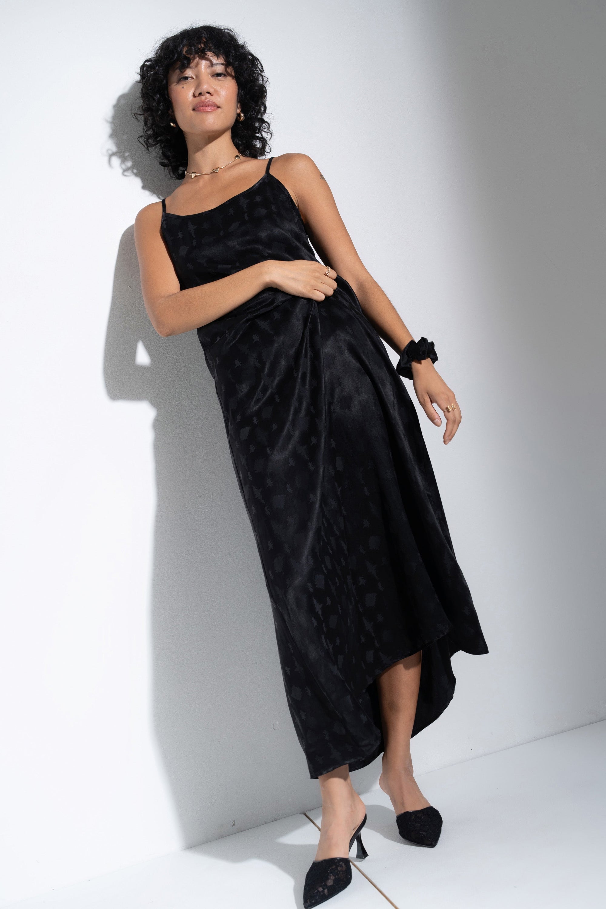 The Long Slip - Black Zig Zag