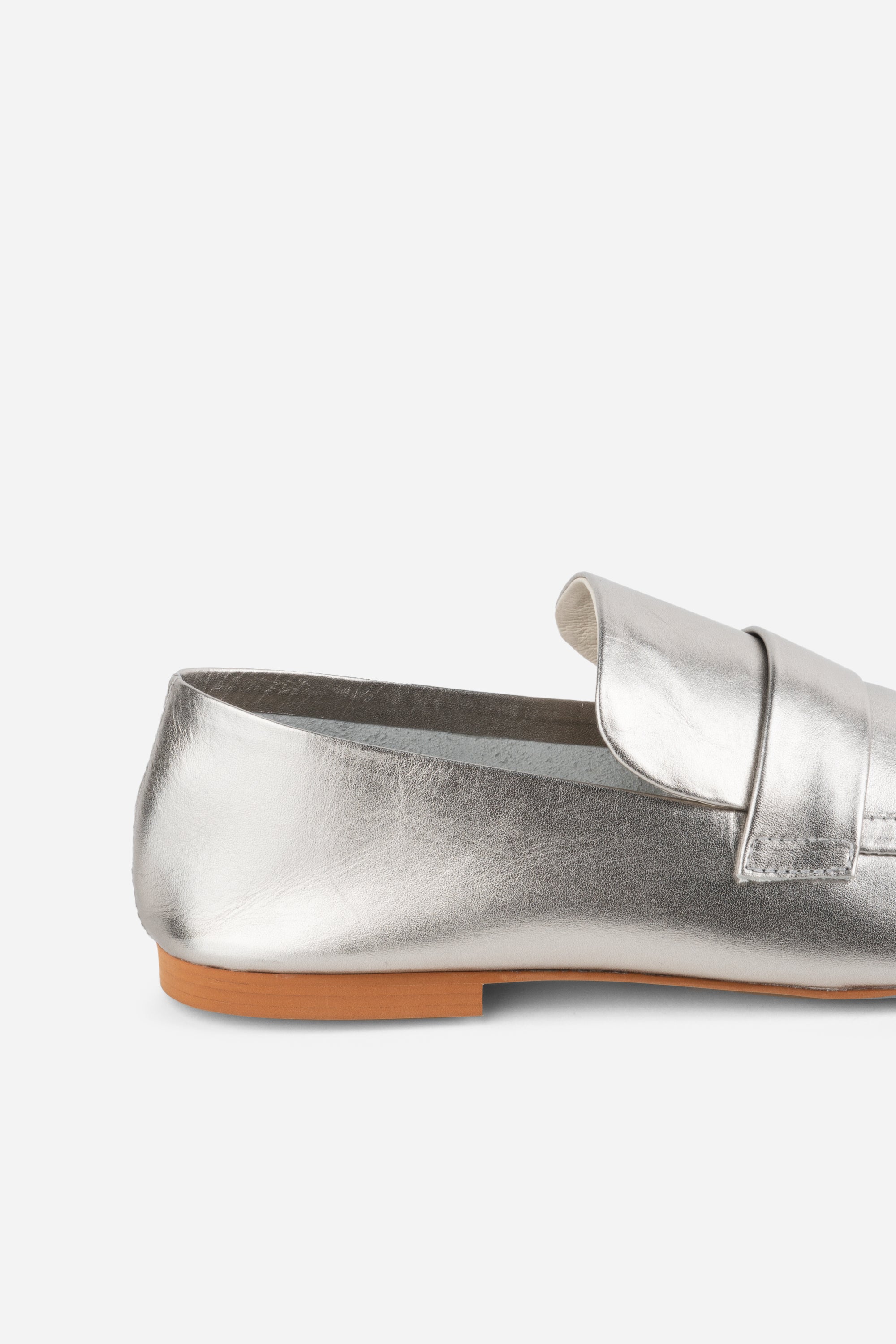Perm Metallic Loafer