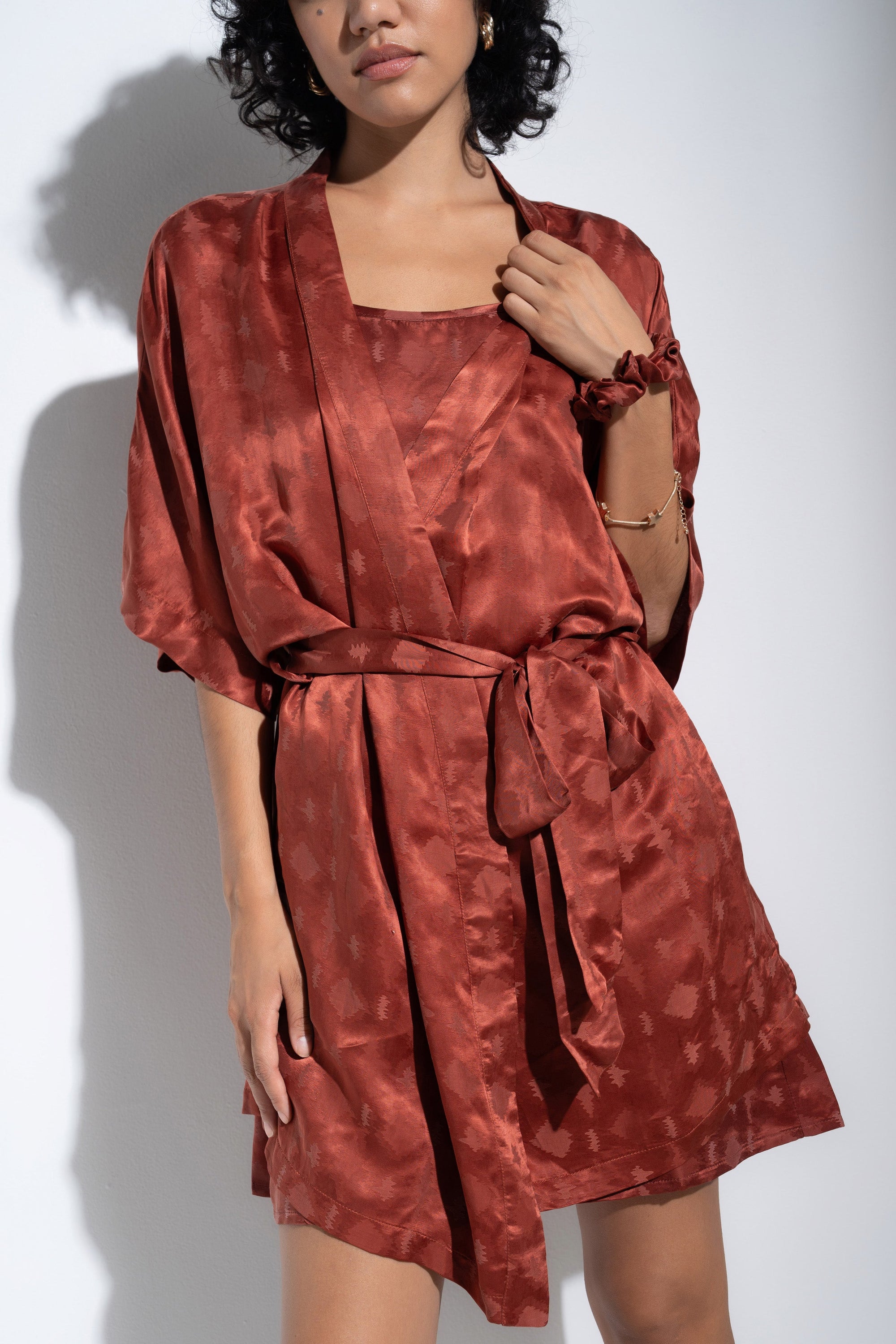 Be Idle - The Short Robe - Rust -