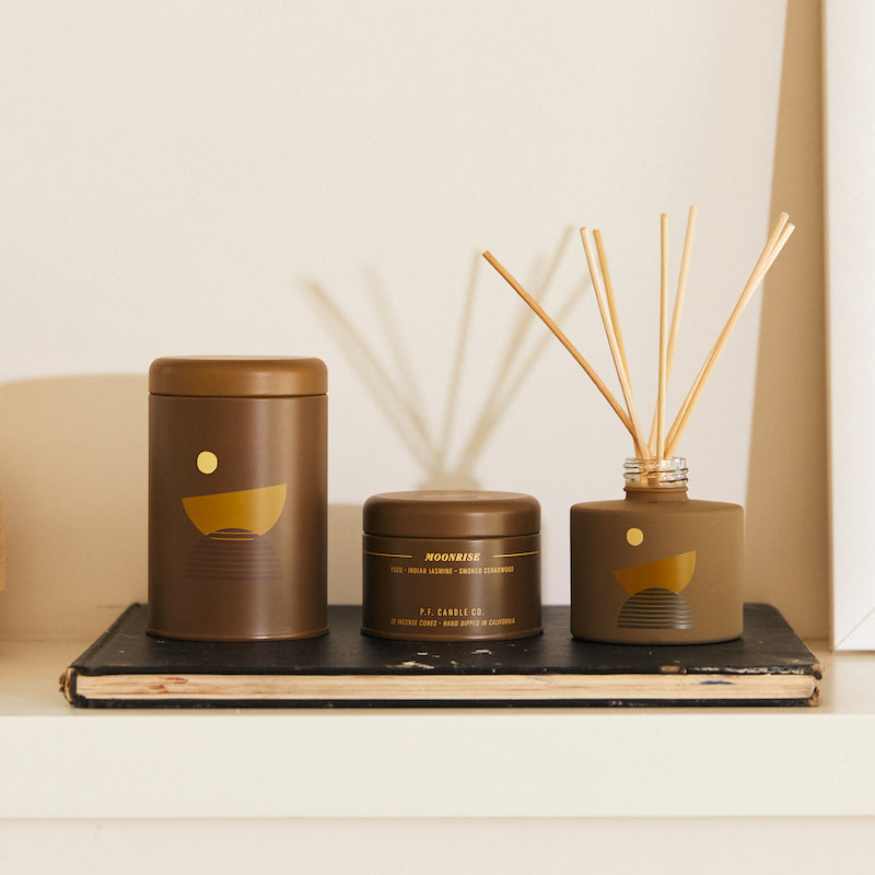 Moonrise - 10 oz Soy Candle - offe market