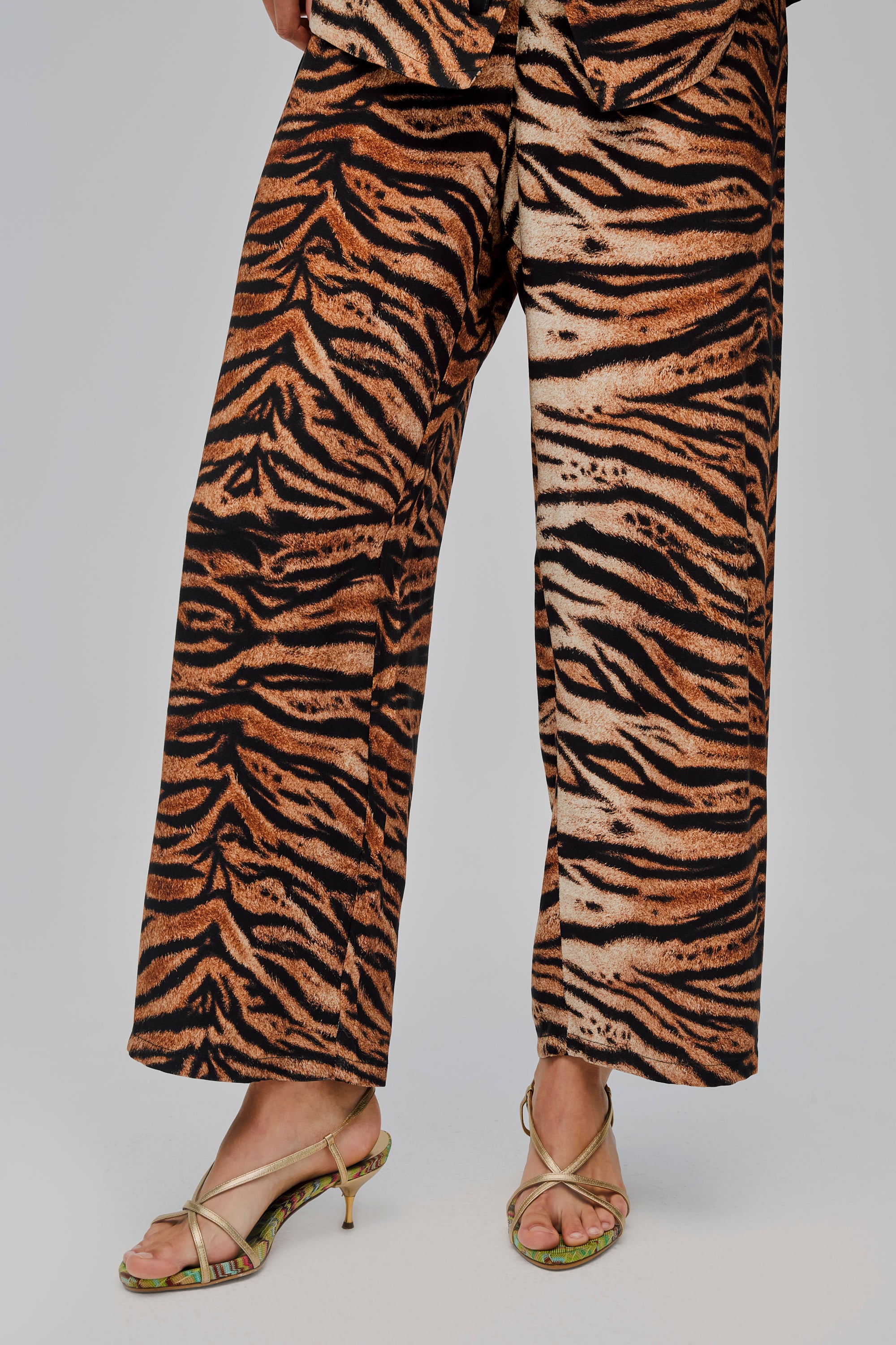 The Bow Pajama Set - Tiger