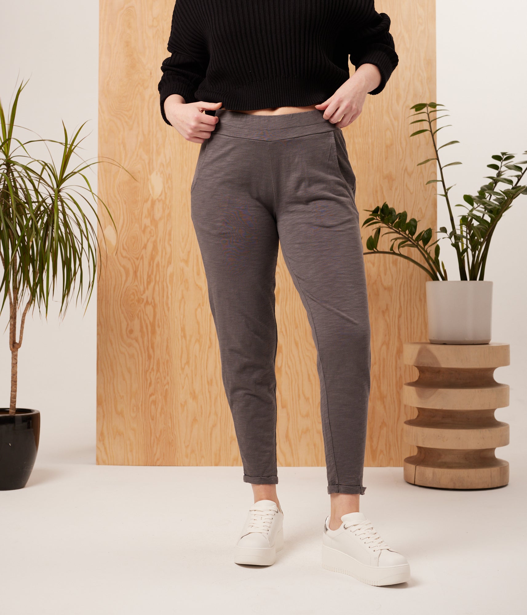 Known Supply - Sequoia Pant - Charcoal -