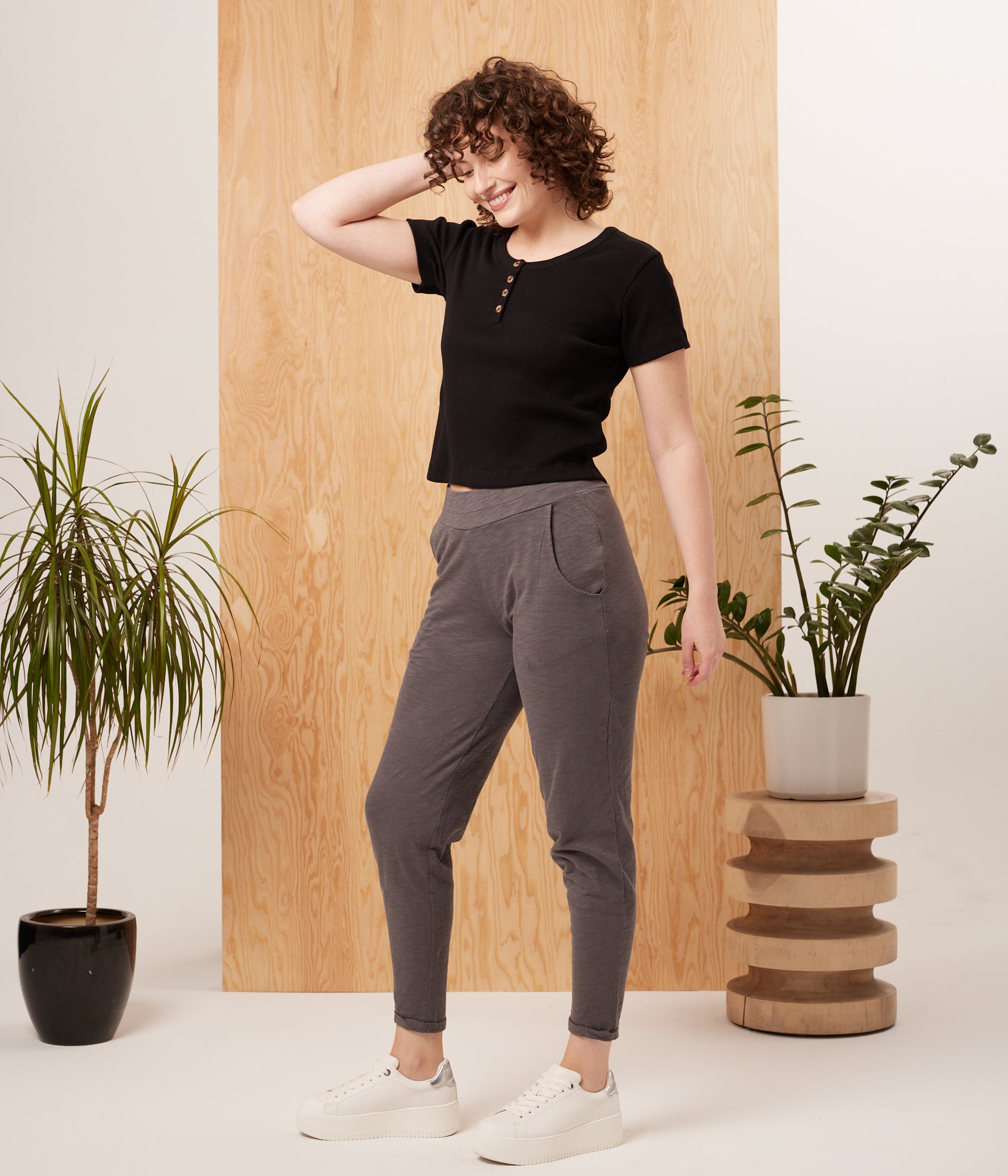 Known Supply - Yumi Top - Black -
