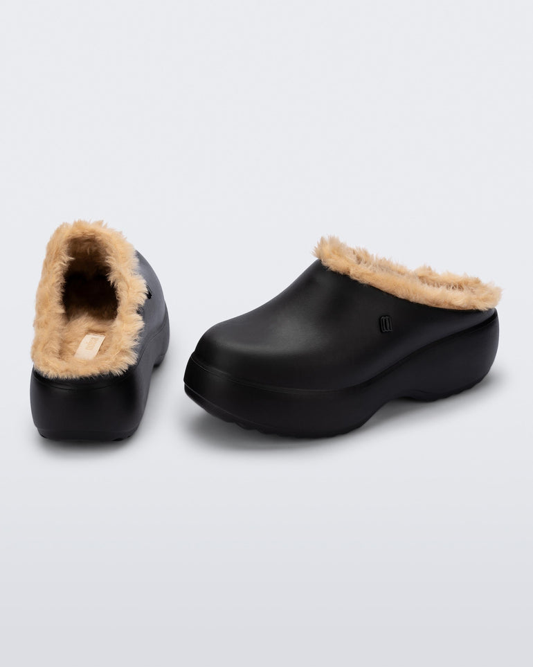 Free Clog Fluffy Platform - Black/Beige