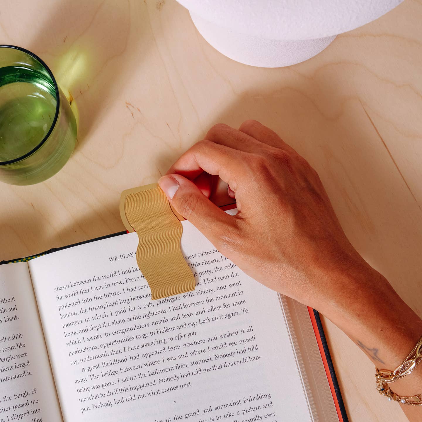 Wave Bookmark - Gold