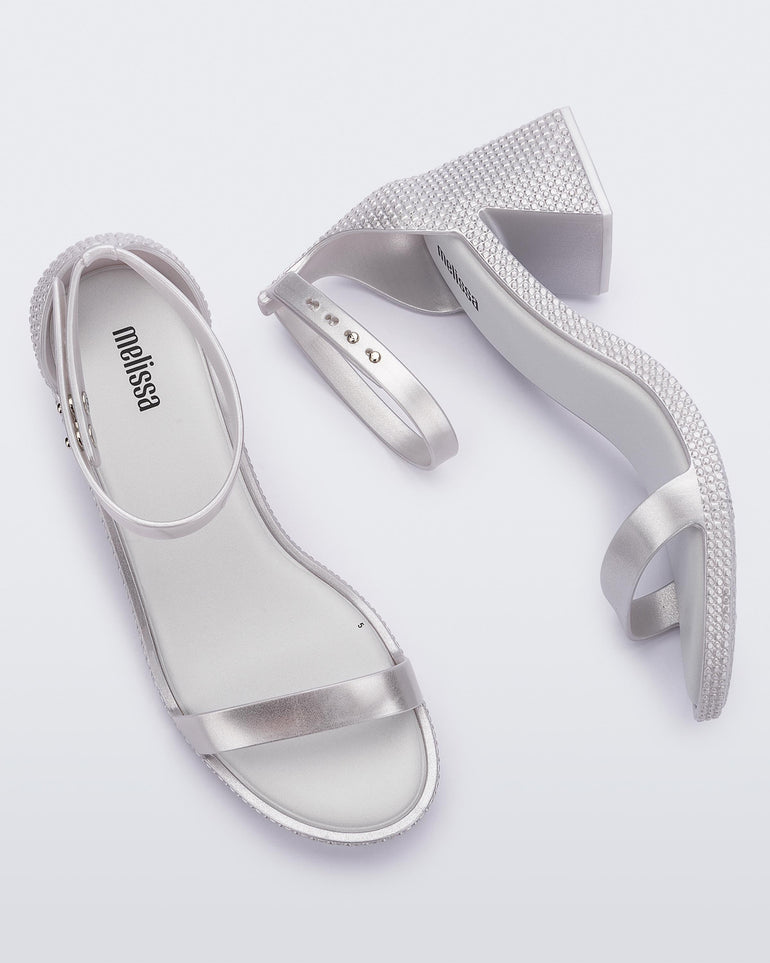 Lux Heel - Metallic Silver/White