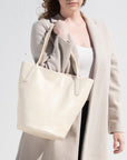 Per Lei New York - Waverly Bucket Tote - Crema -