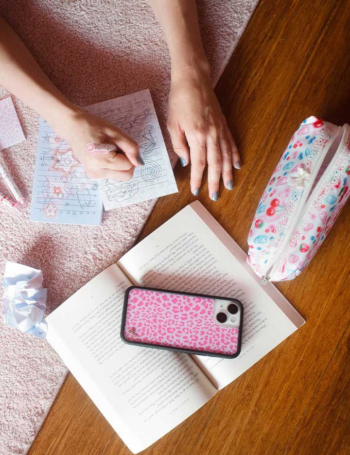 Lifestyle Image 02 Dream Star Notepad