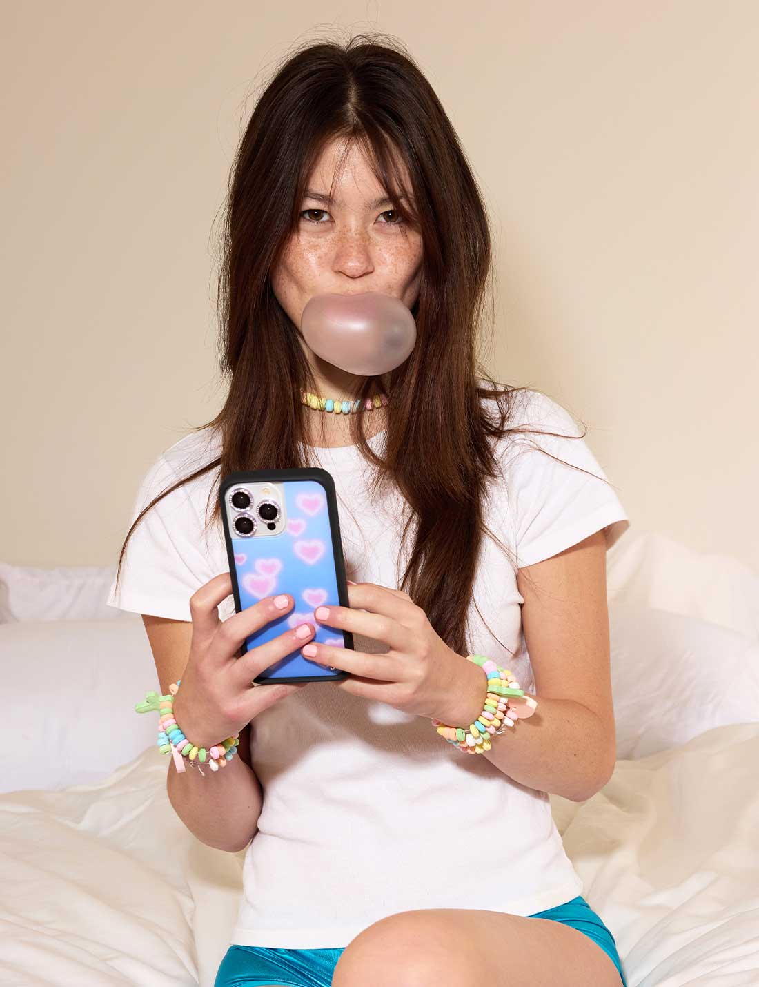 Supporting Image 02 Dreamy Hearts iPhone Case