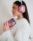 Lifestyle Image 02 Kensington Airpod Max