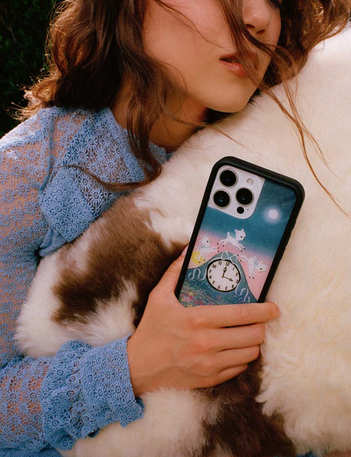 Supporting Image 03 Laufey iPhone Case