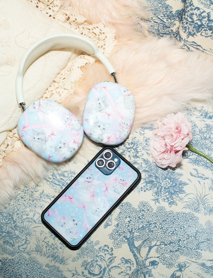 Supporting Image 04 Kitten Around iPhone Case