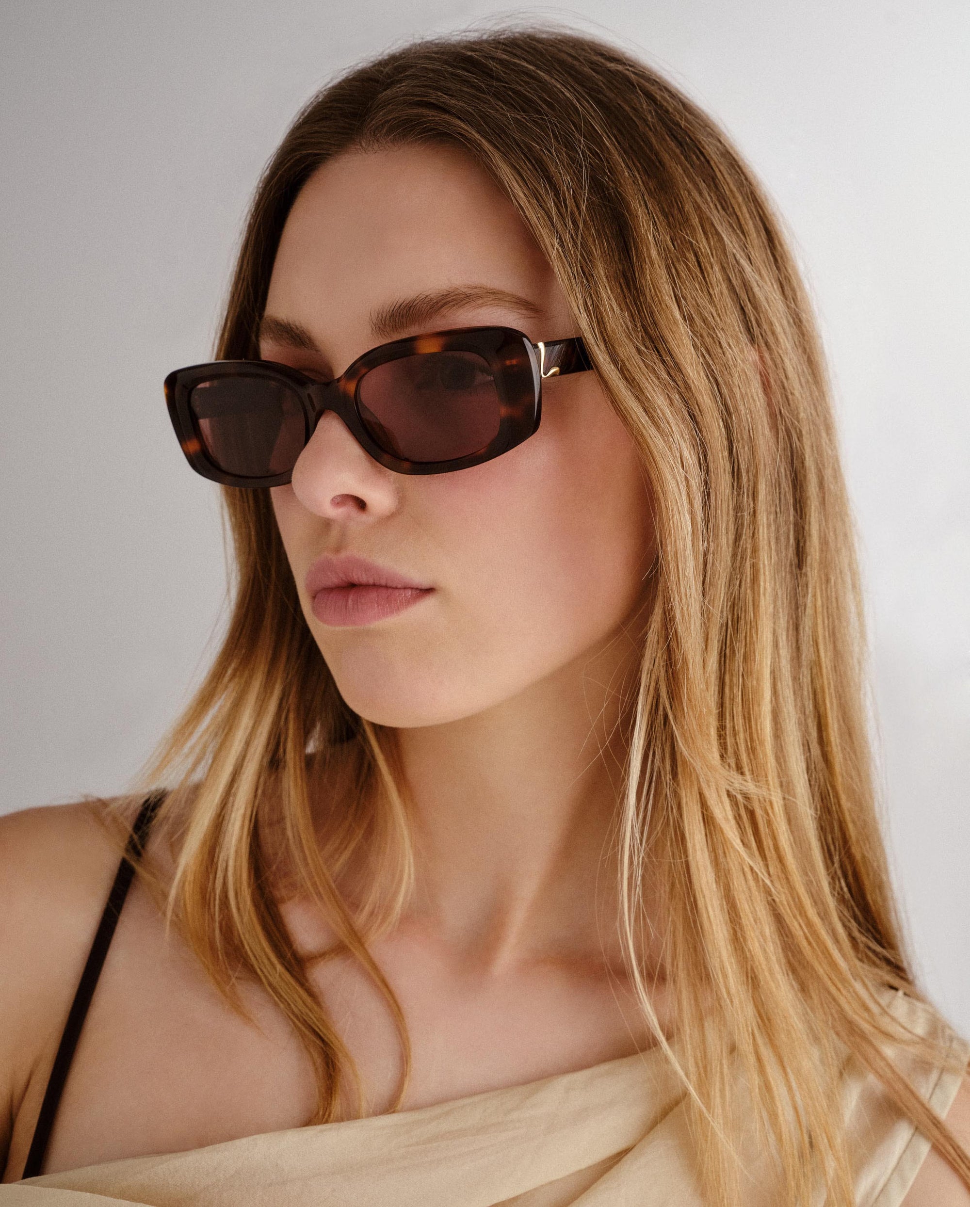 Luv Lou - The Sienna Sunglasses - Classic Tort -