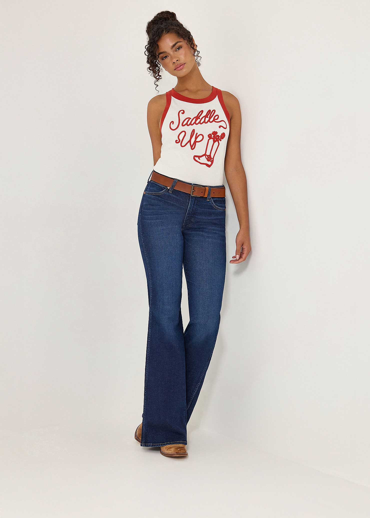 Wrangler - Mid-Rise Flare Jean - Weathered Rinse -