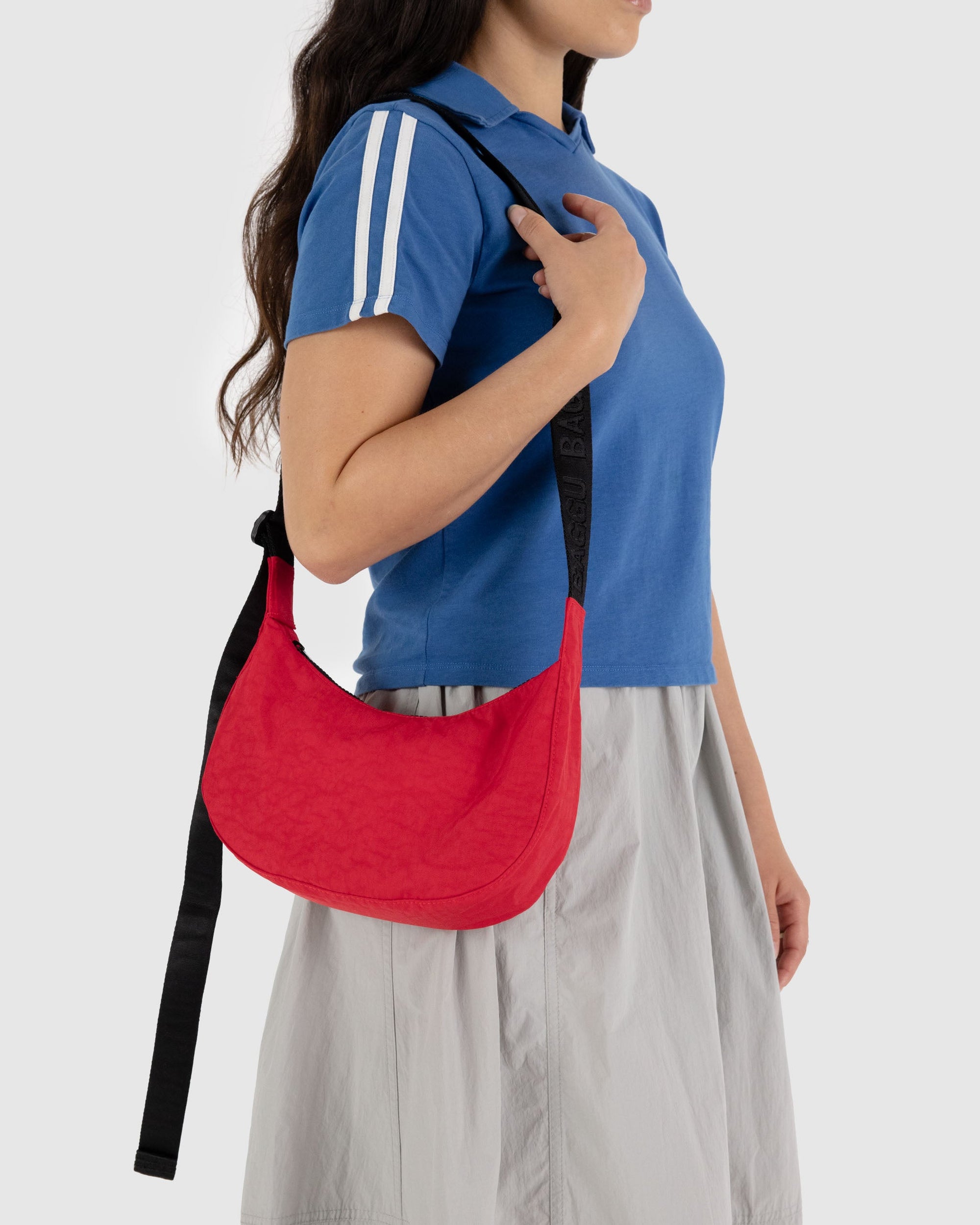 Baggu - Small Nylon Crescent Bag in Candy Apple Red -