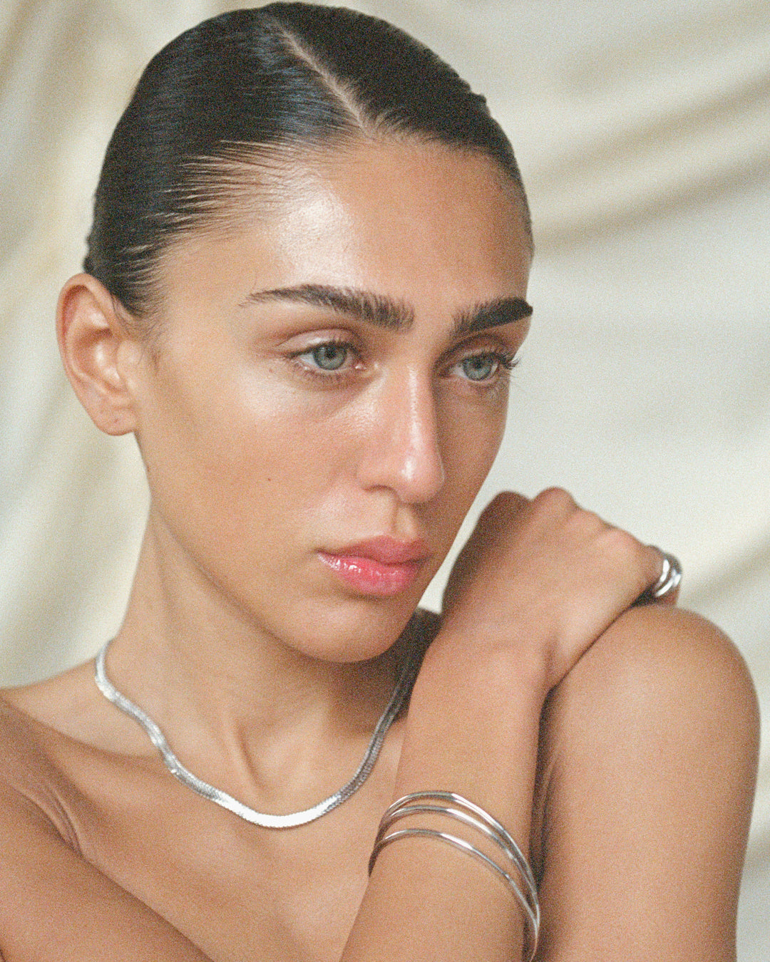 Luv Aj - The Arezou Chain -