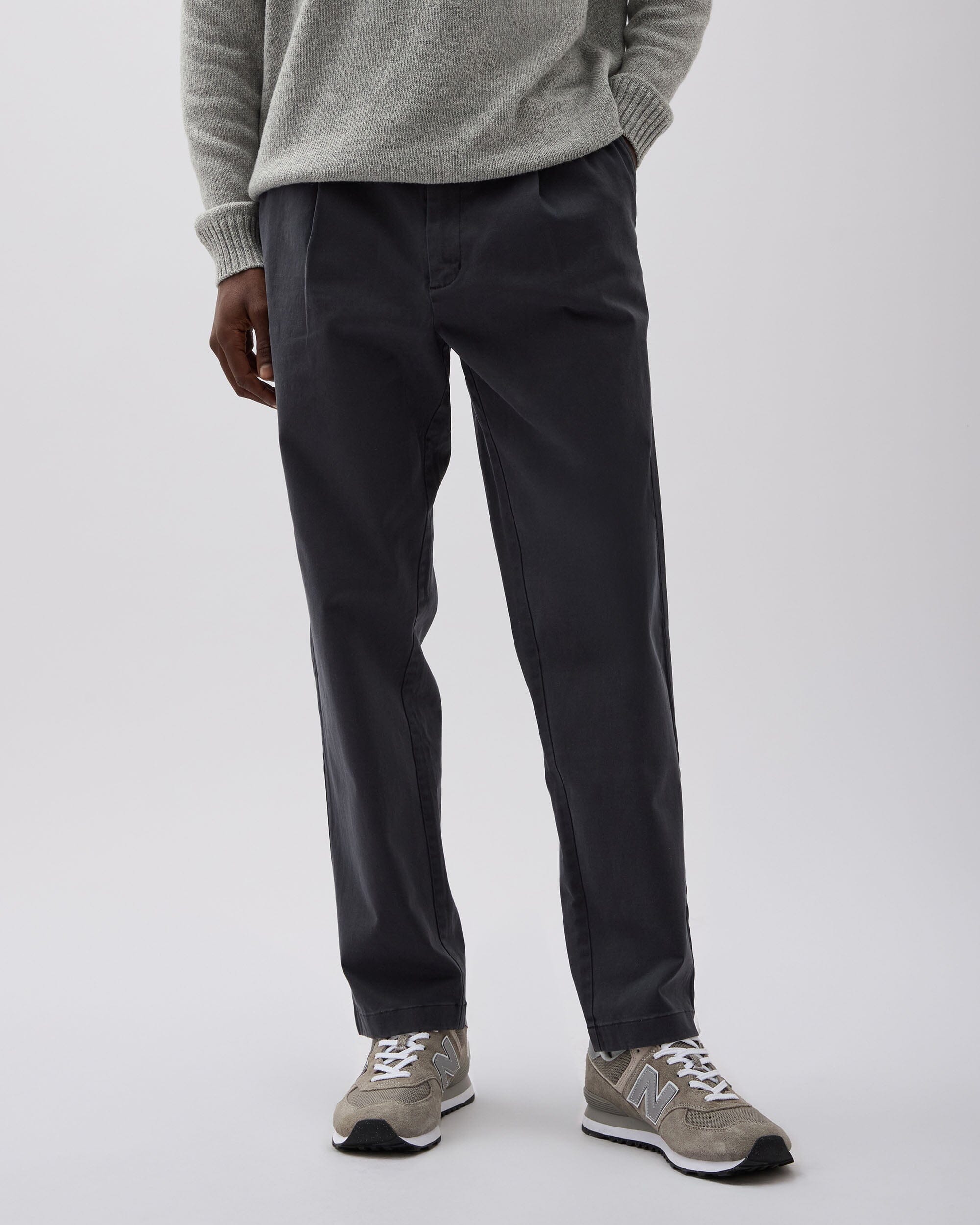 Andie Swim - Mens Pleated Lightweight Chino - Stretch Cotton Twill - Black - BLACK