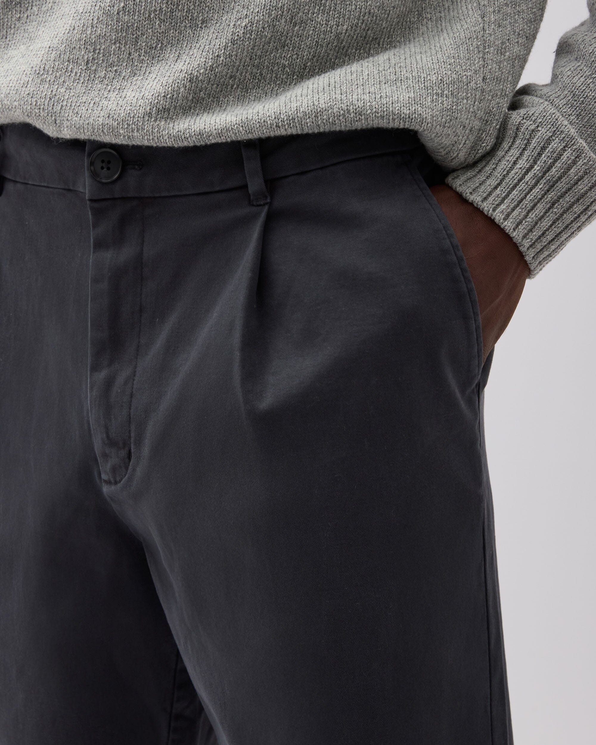 Andie Swim - Mens Pleated Lightweight Chino - Stretch Cotton Twill - Black -
