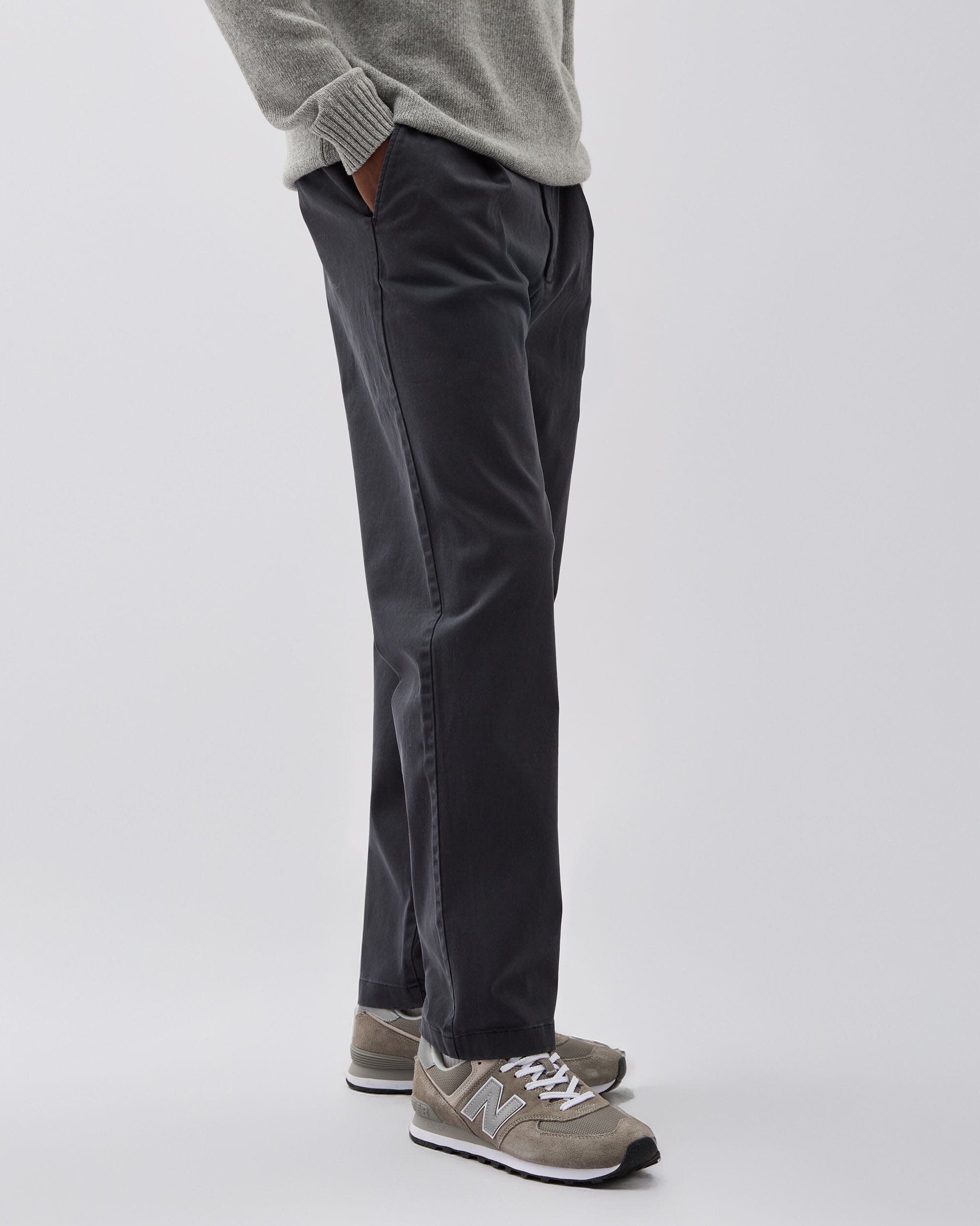 Andie Swim - Mens Pleated Lightweight Chino - Stretch Cotton Twill - Black -