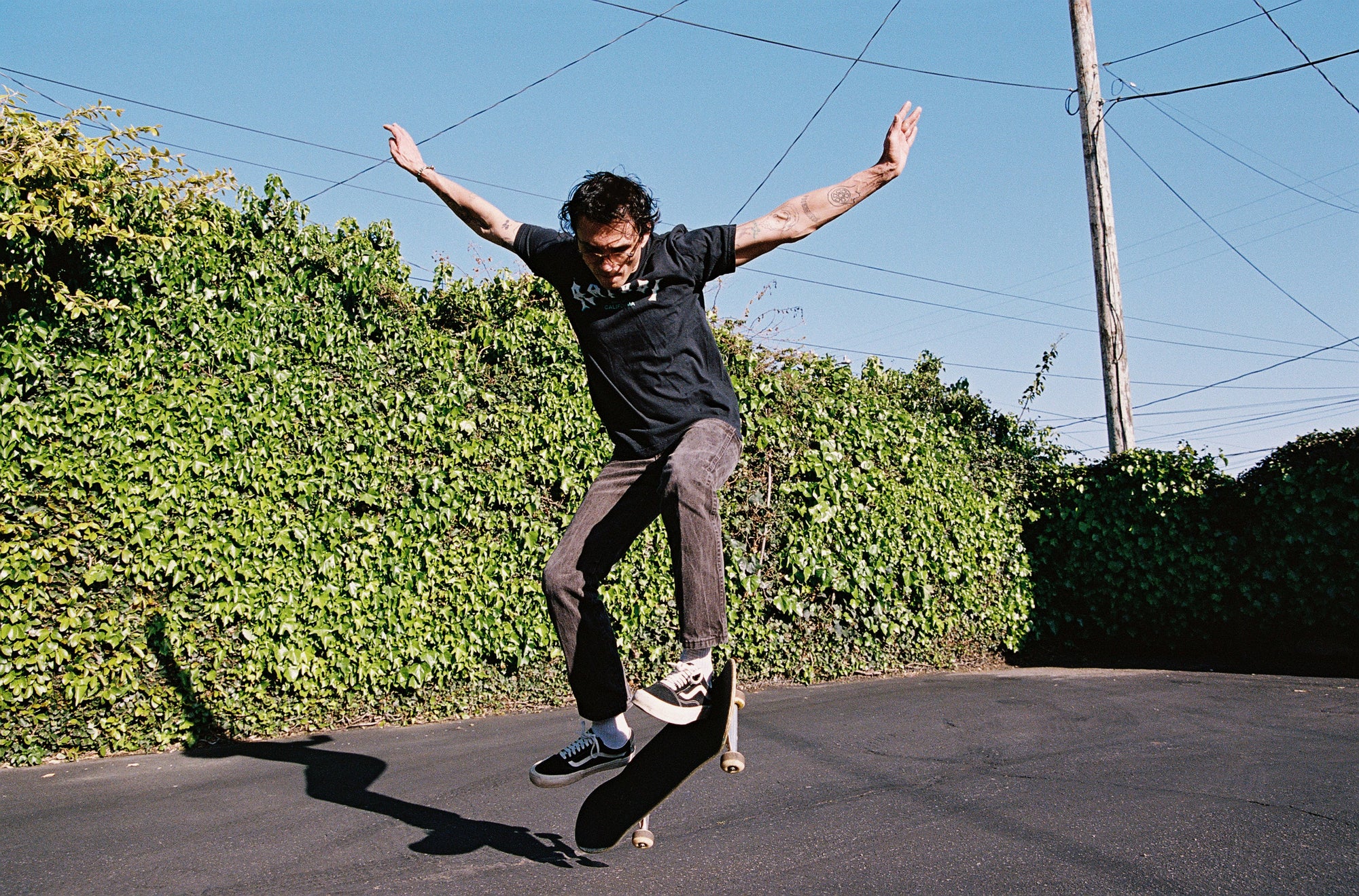 Rat Boi - Surf Logo T-Shirt - Onyx -