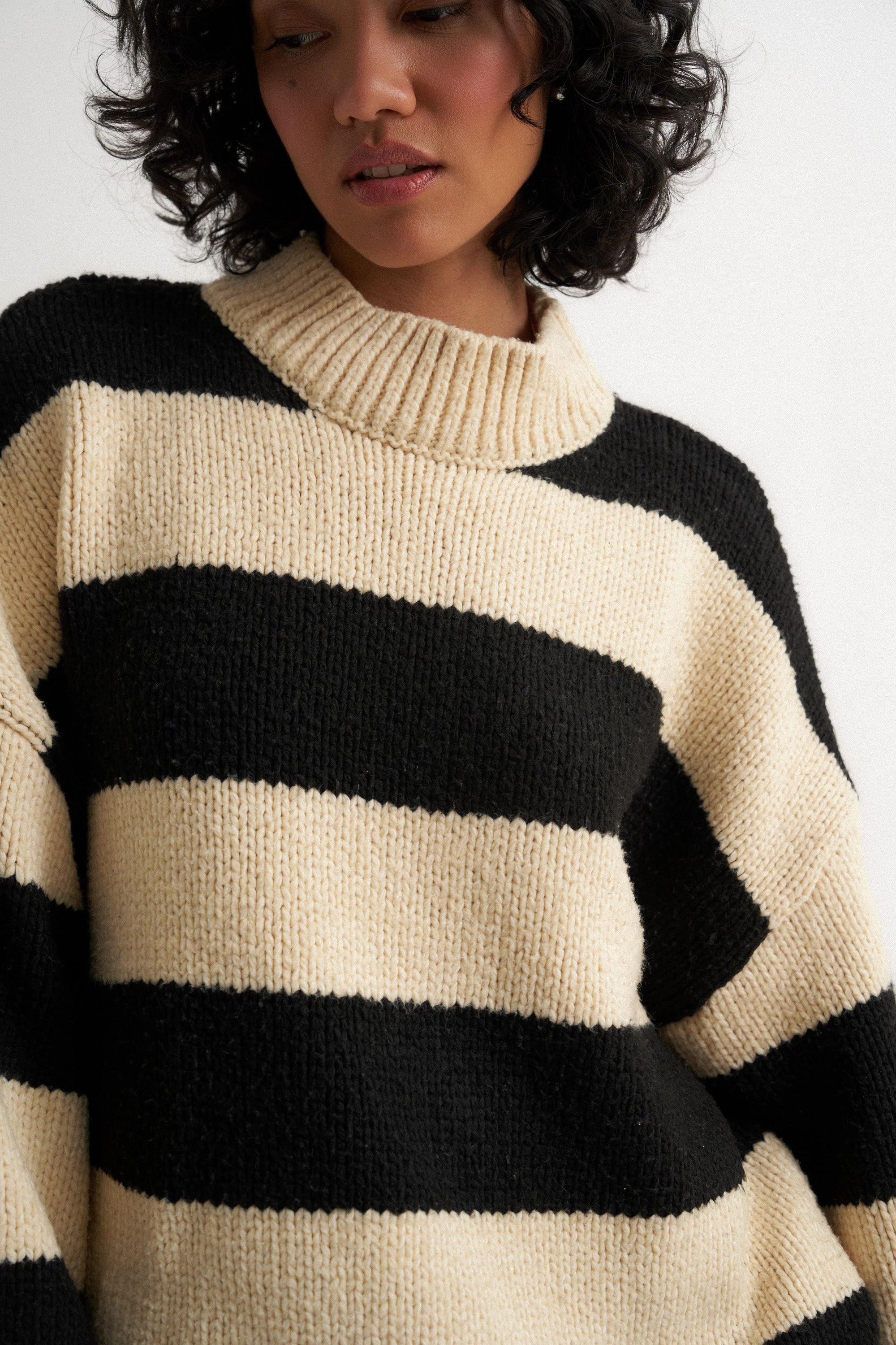 Callahan Knitwear - Bellamy Pullover - Black Stripe -