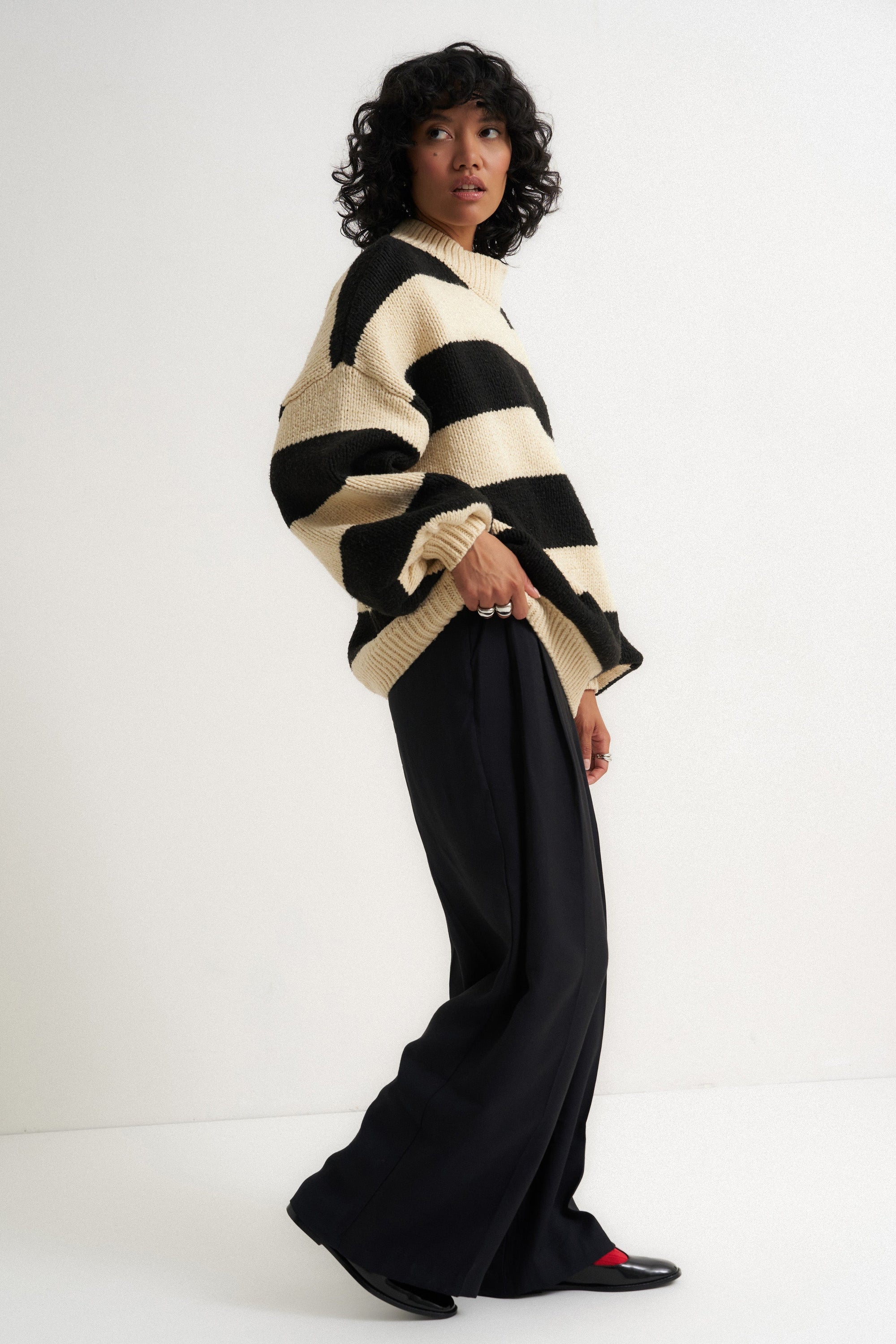 Callahan Knitwear - Bellamy Pullover - Black Stripe -