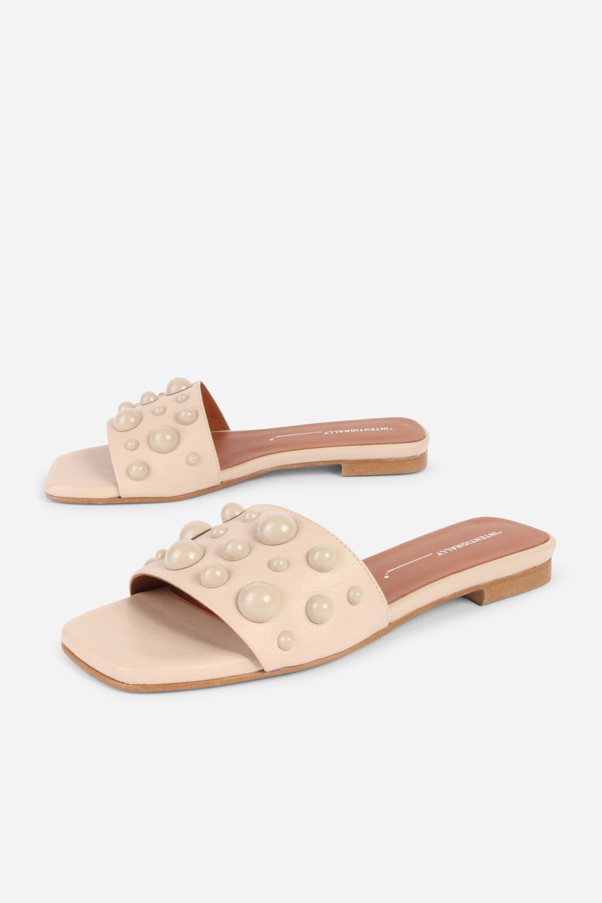 Intentionally Blank - Cocktail Leather Slide - CREAM LEATHER
