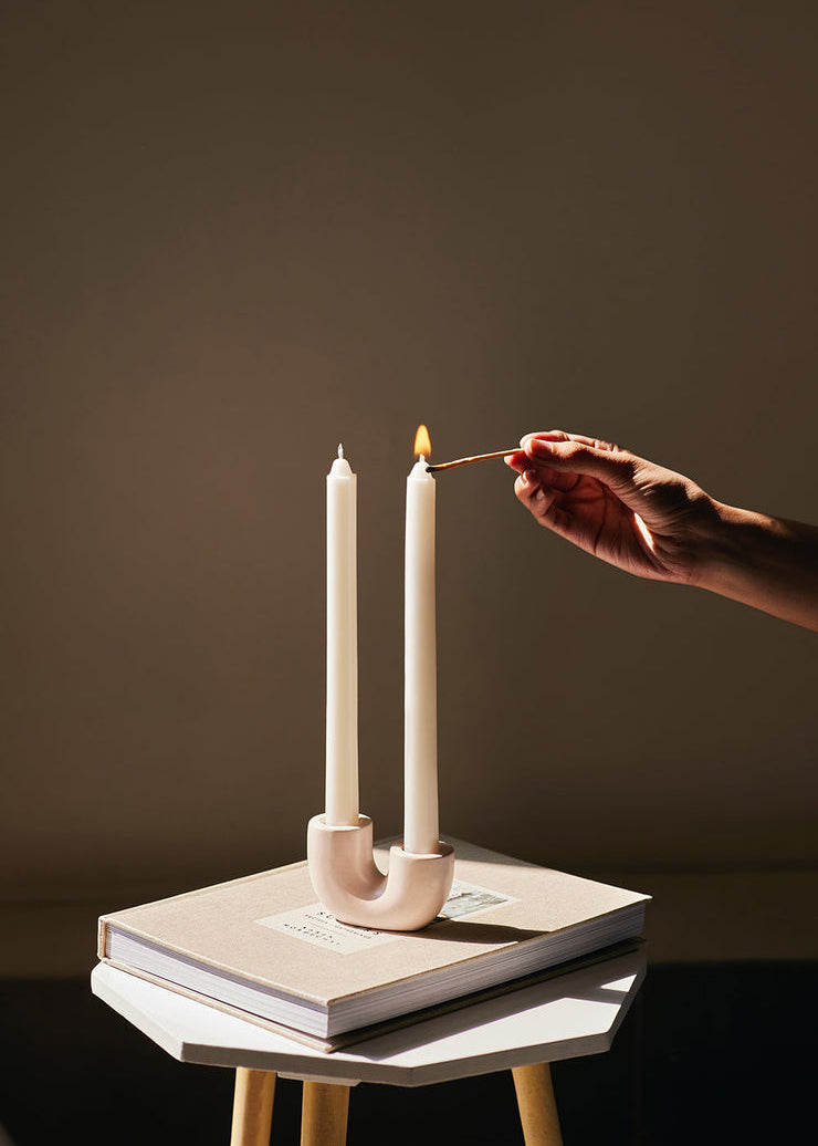 Casa Amarosa - Nordic U Shaped Candle Holder - Ivory -