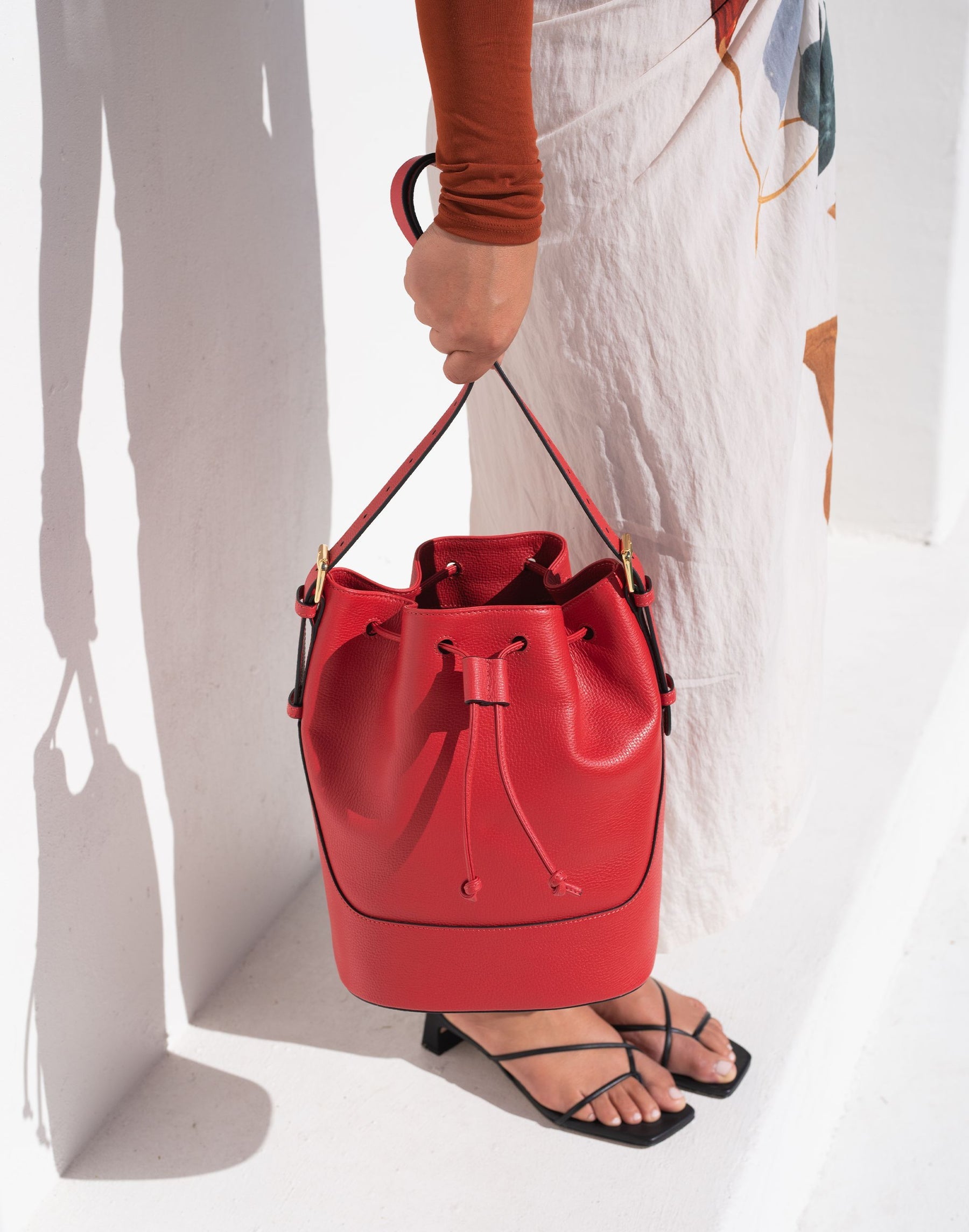 Luxe Cinch Bucket Bag - Red