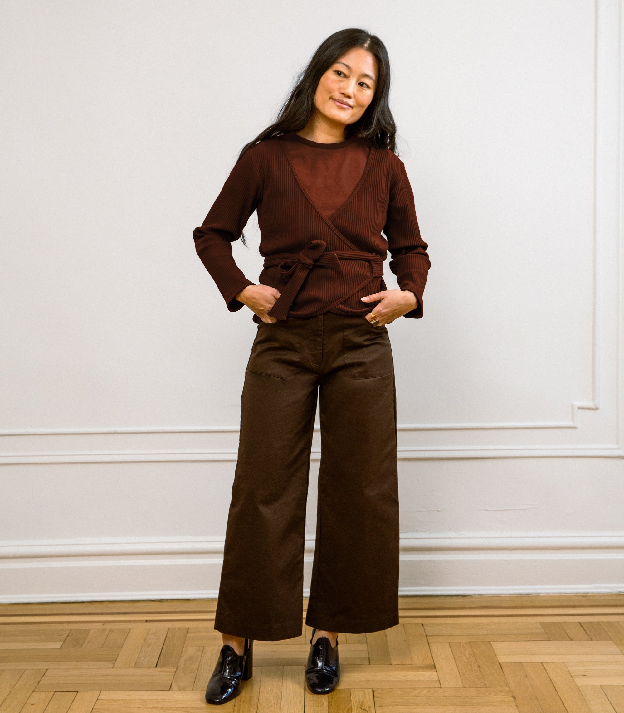 Simone Pants in Brown &amp; Hutton Tee in Cocoa | LOUP