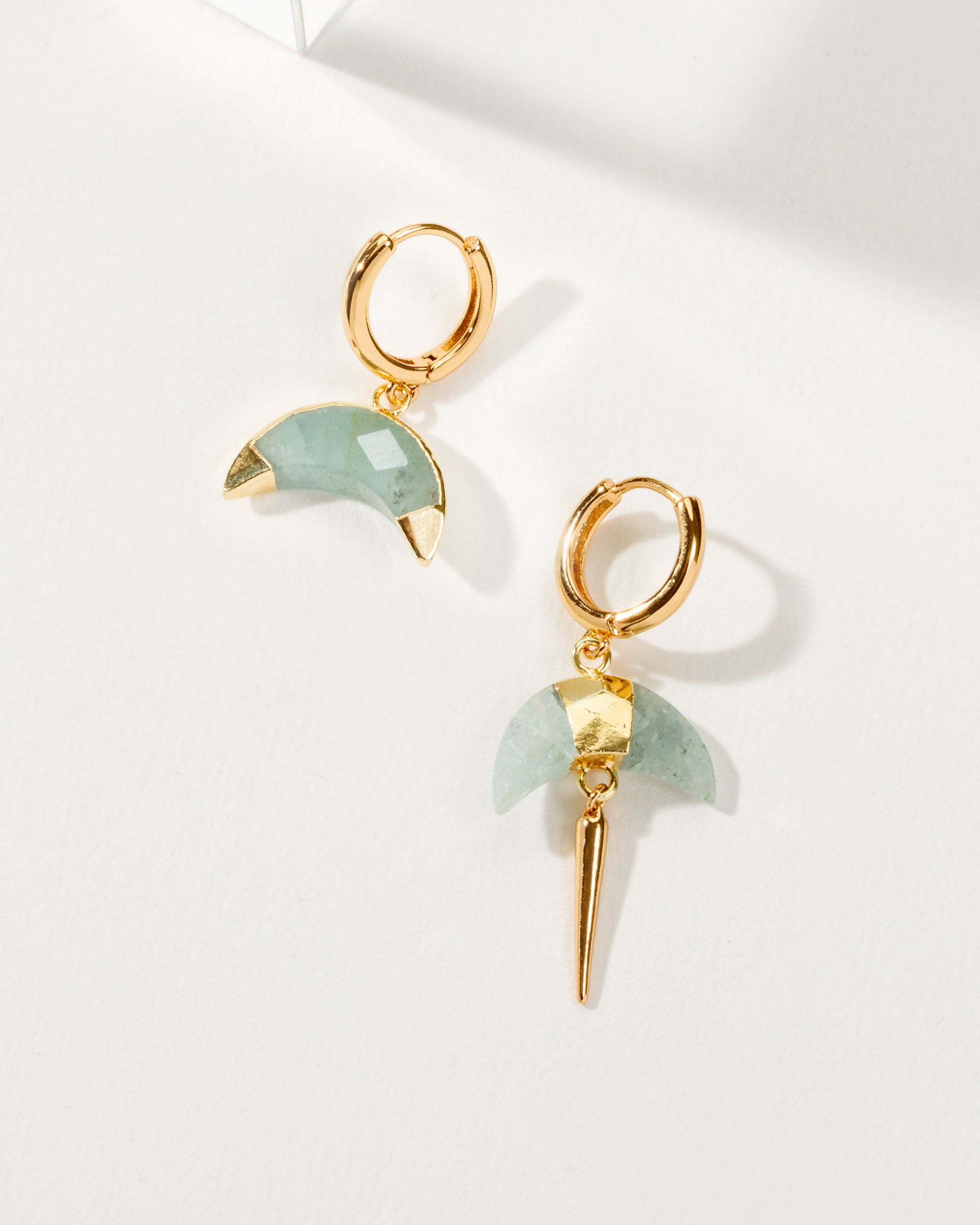 Luna Norte - Crescent Horn Mismatched Huggie Hoop Earring - Aquamarine