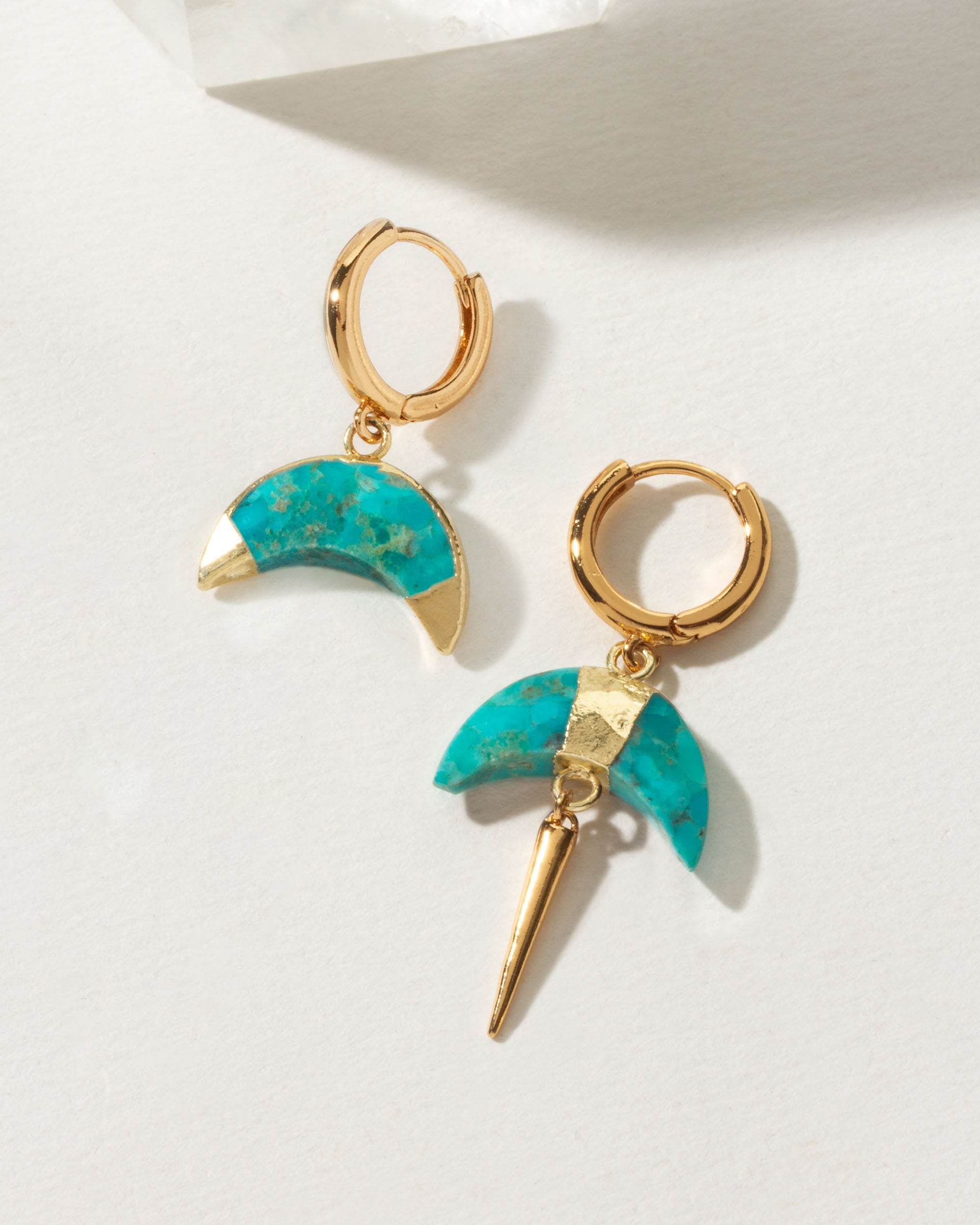 Luna Norte - Crescent Horn Mismatched Huggie Hoop Earring - Turquoise