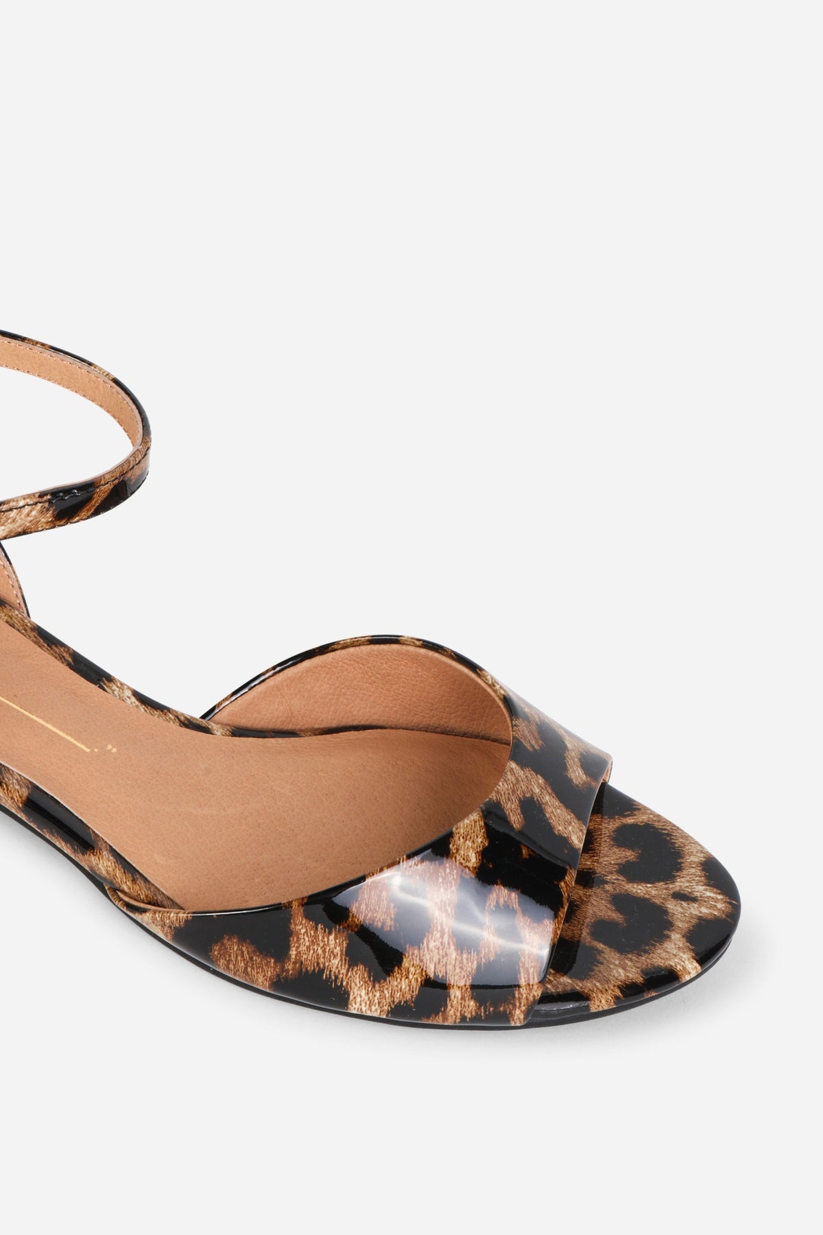 Intentionally Blank - Echo Kitten Heel Sandal -