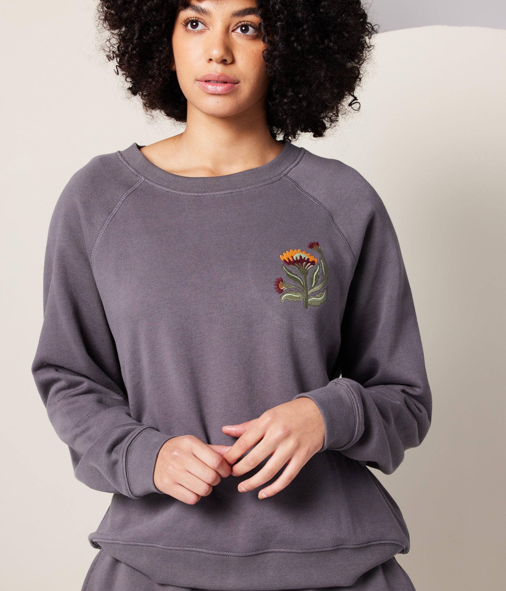 Known Supply - Flower Pullover - Charcoal -